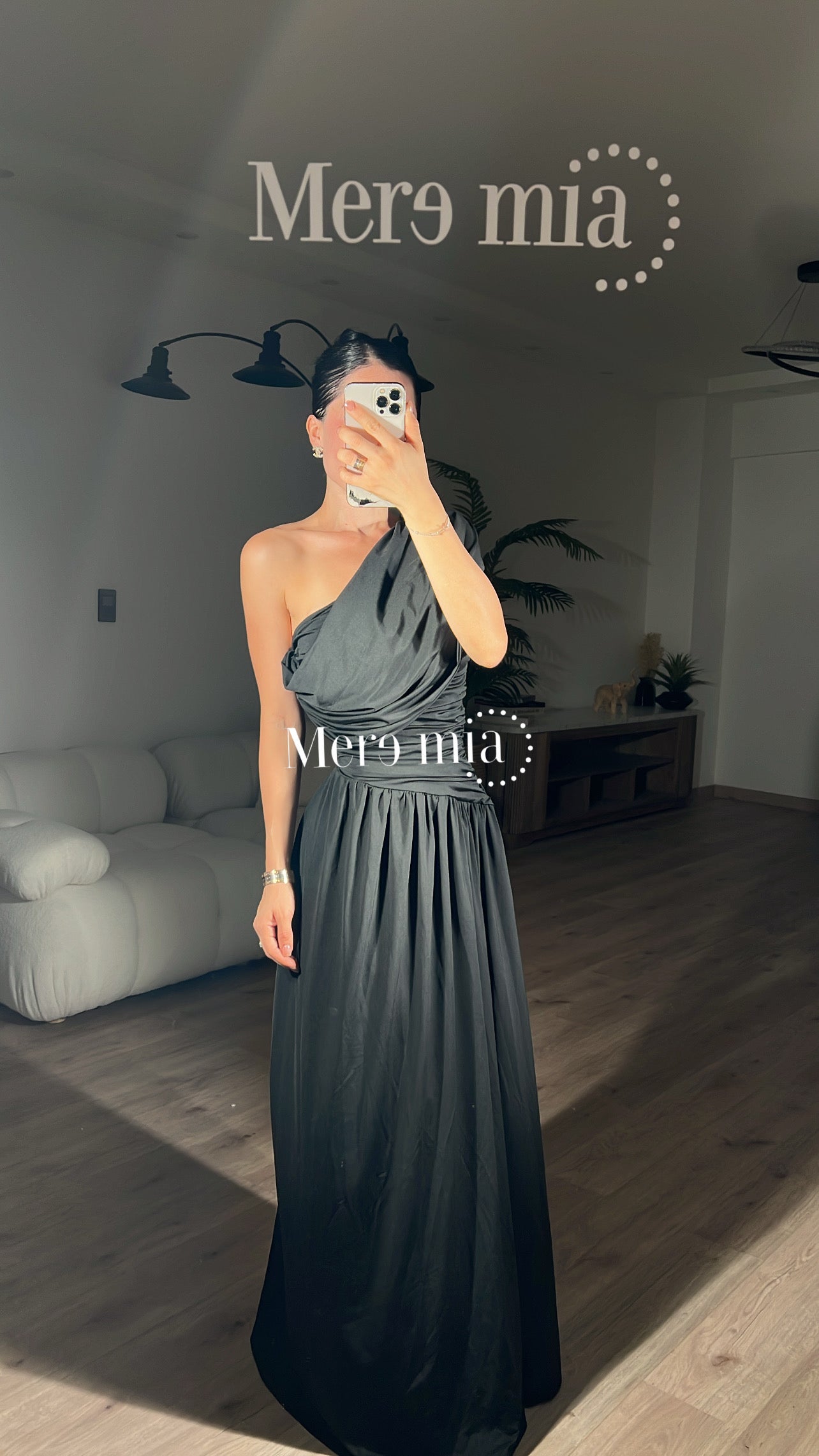 Vestido hombro plisado