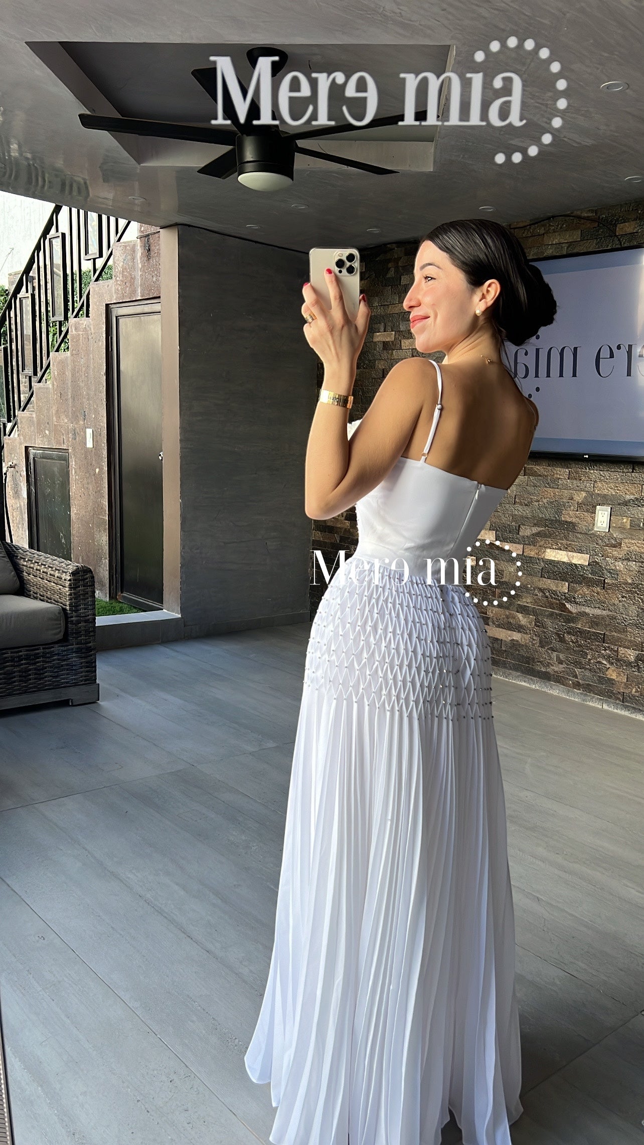 Vestido ivory plisado flores