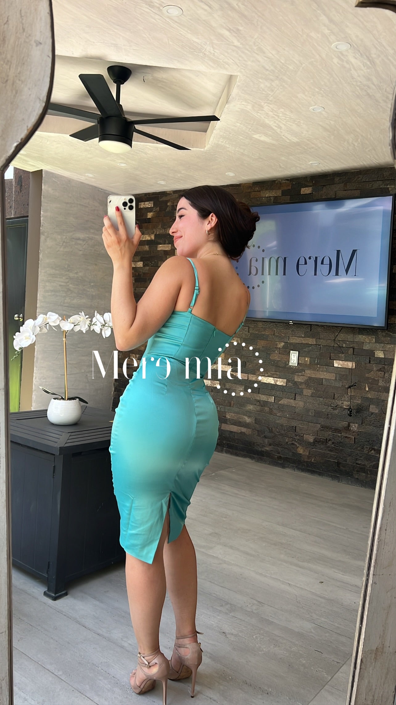 Vestido turquesa copas