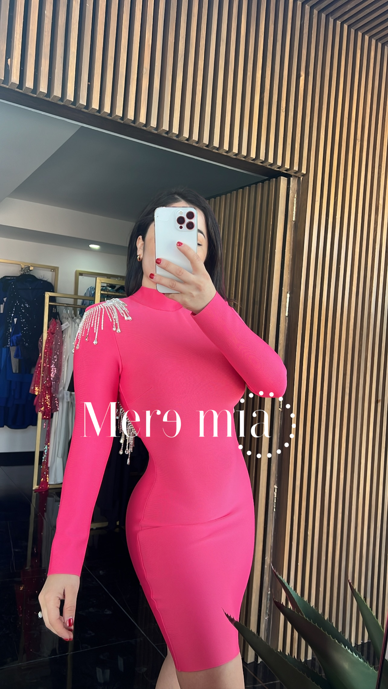 Vestido espalda con brillos bandage