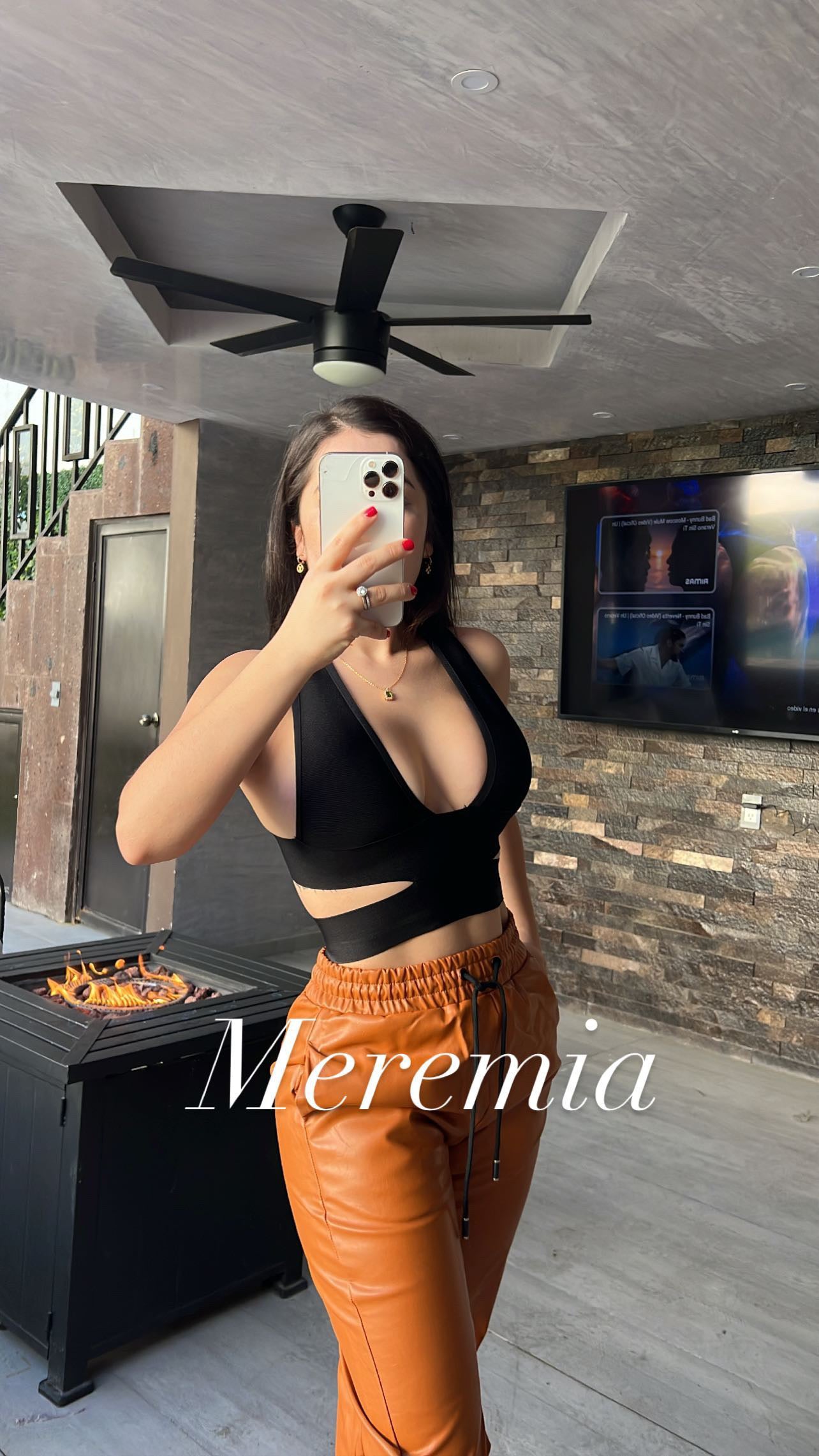 Crop top cruzado negro