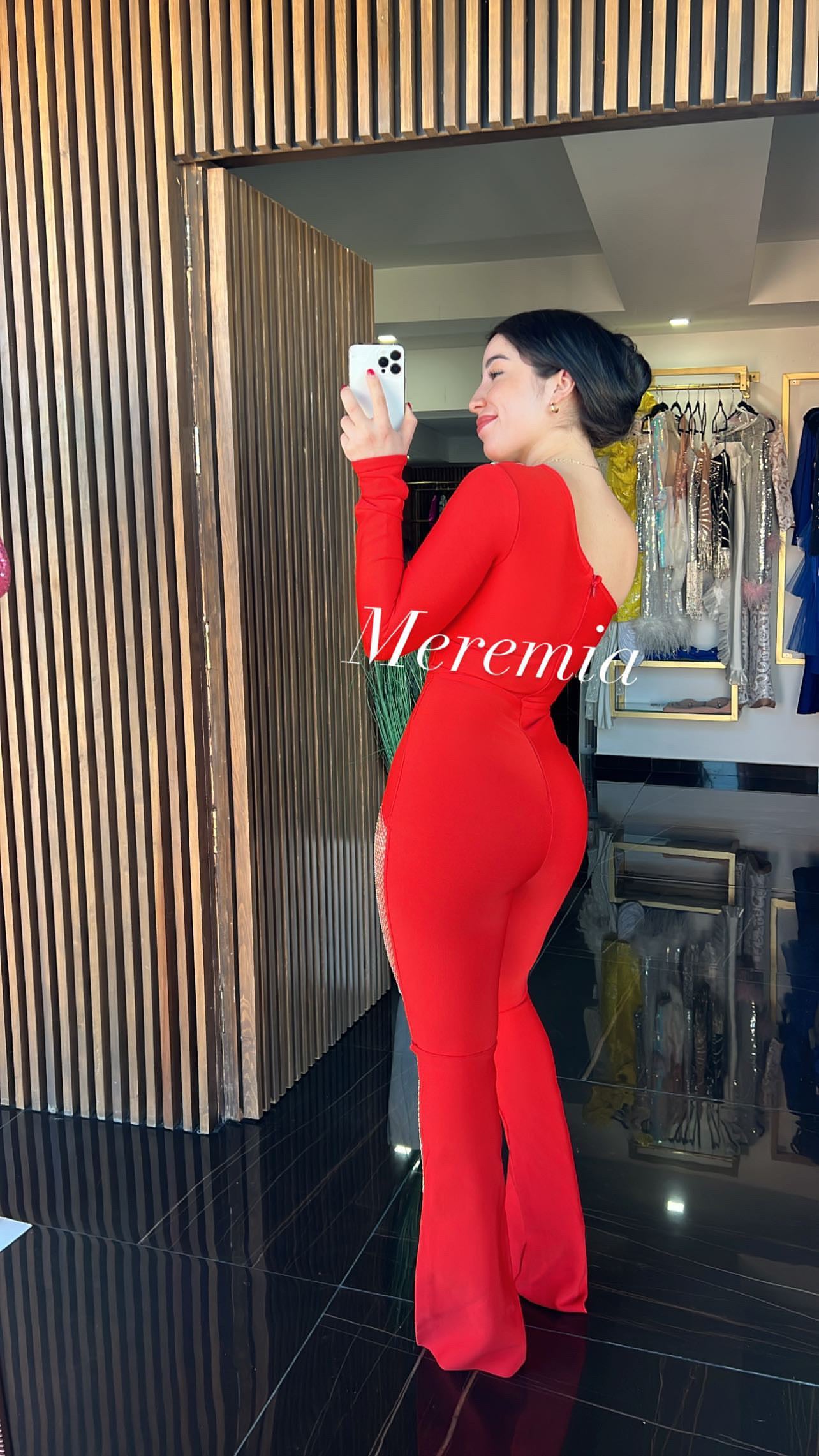 Jumpsuit  hombro y pierna brillo