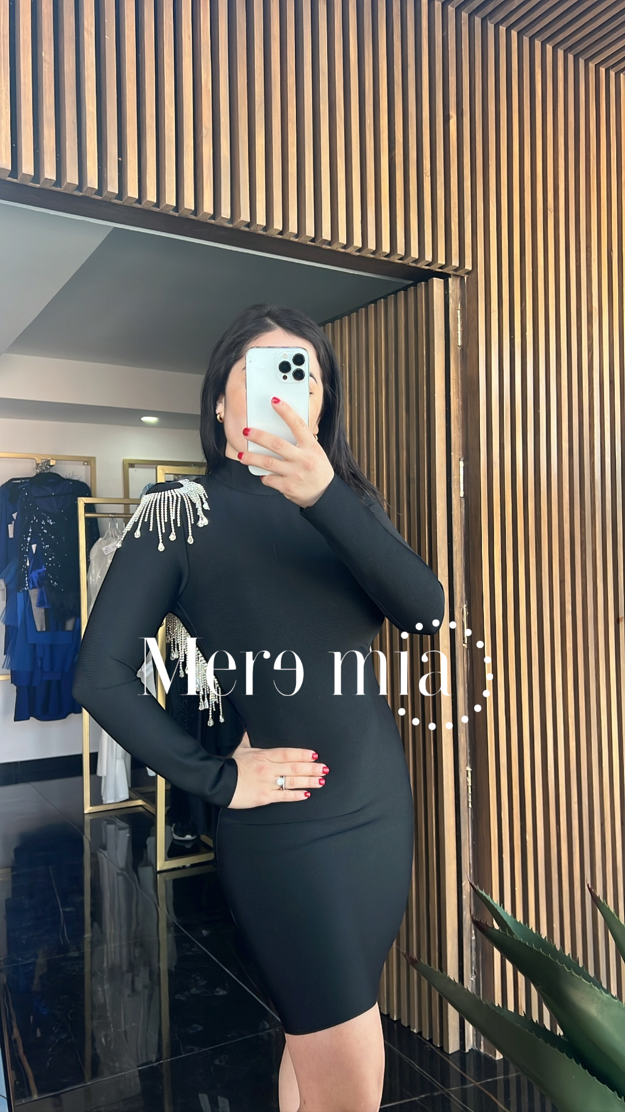 Vestido espalda con brillos bandage