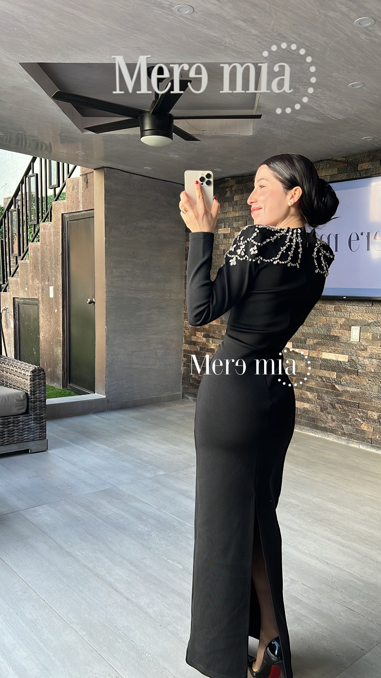 Vestido negro plata en hombros