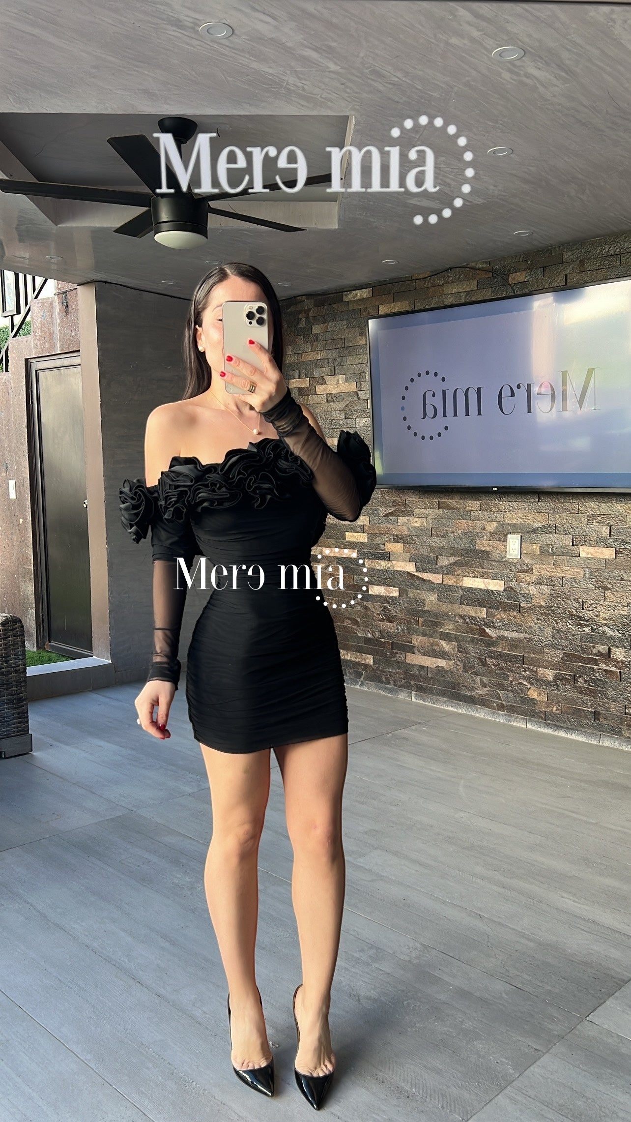 Vestido negro flores scrunc