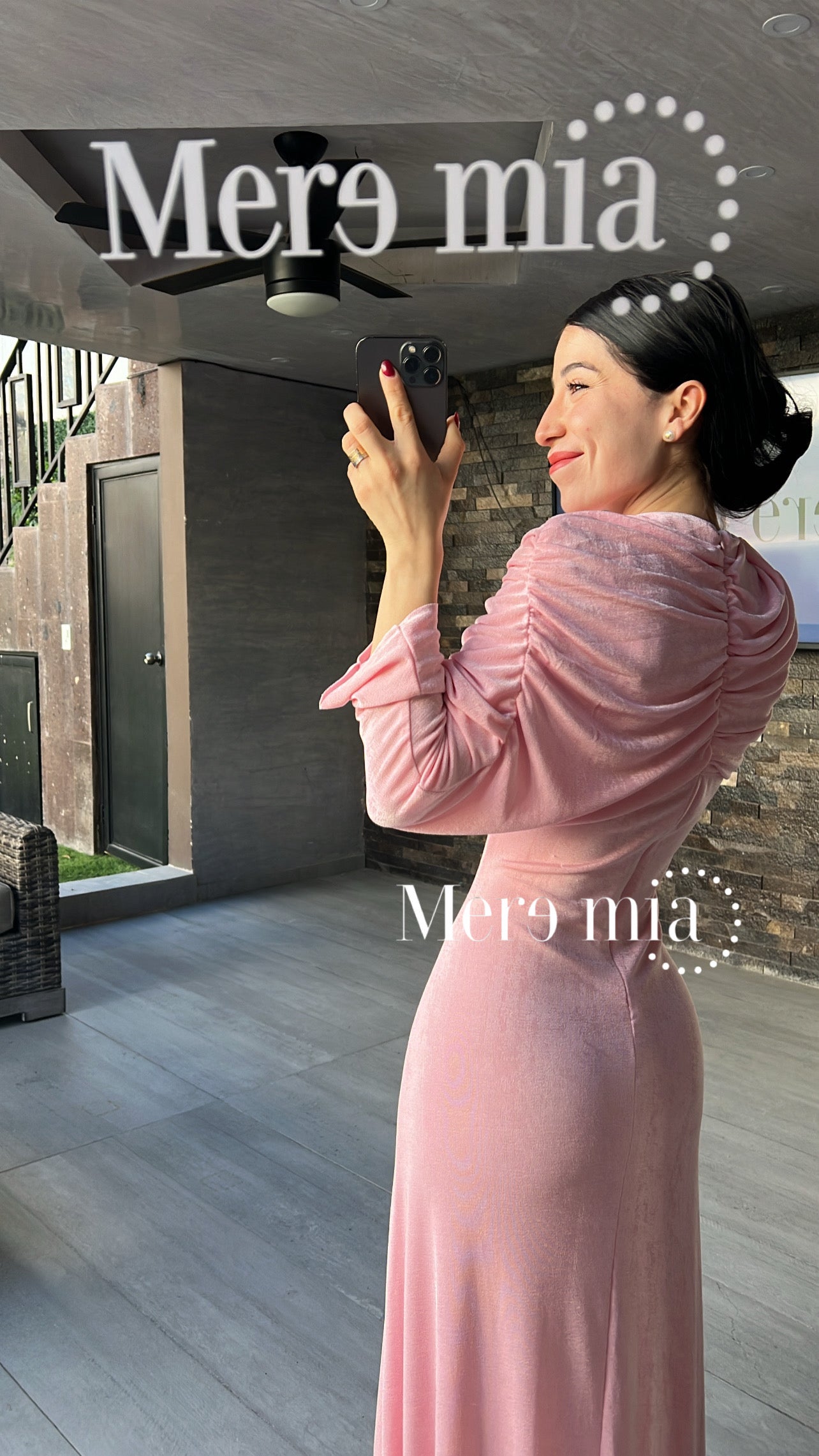 Vestido rosa plisado nudo