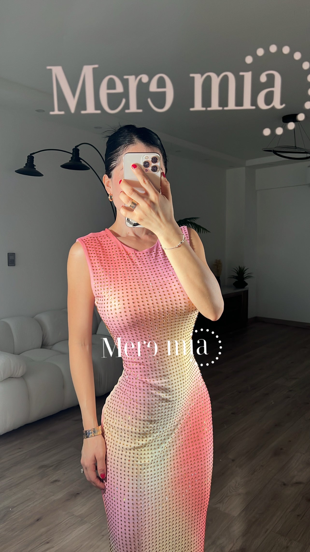 Vestido puntos colores midi