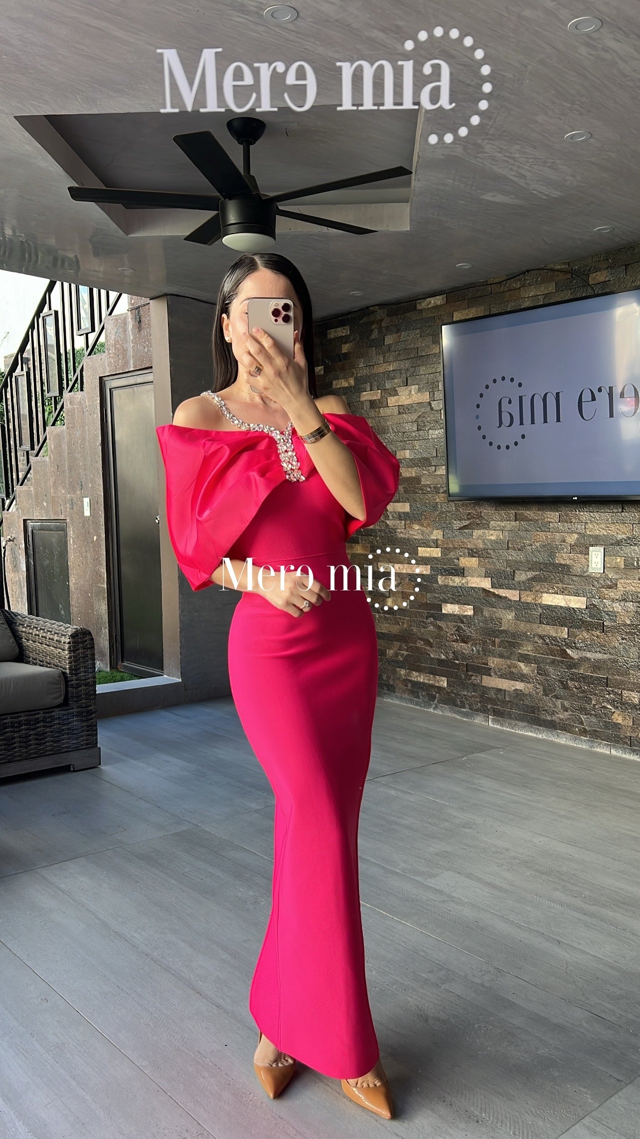 Vestido rosa hombros sat