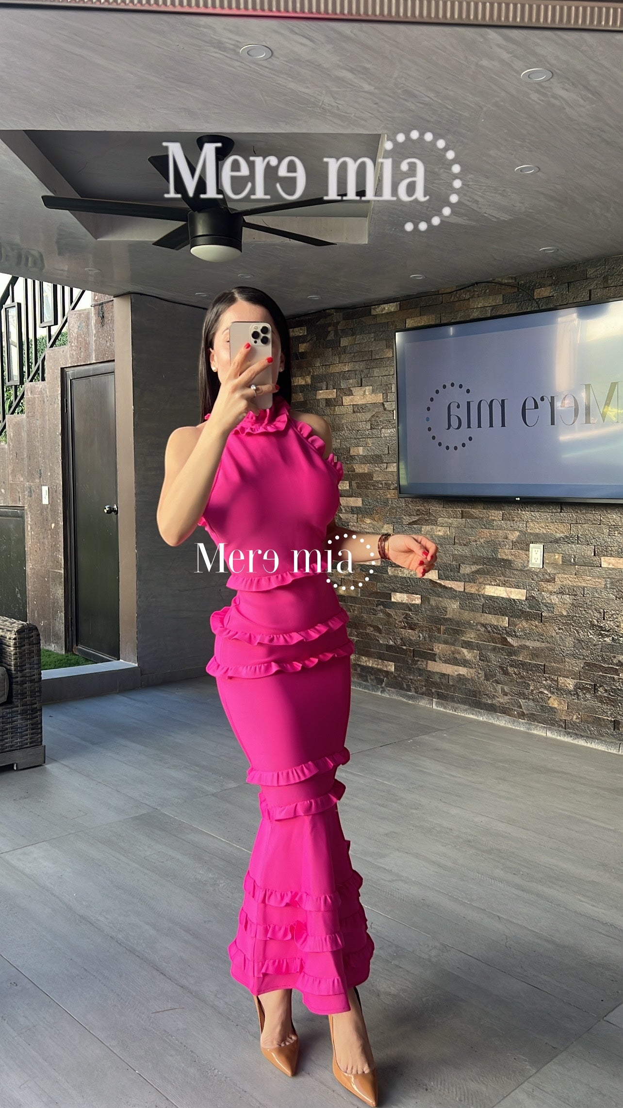 Vestido fucsia esc olanes