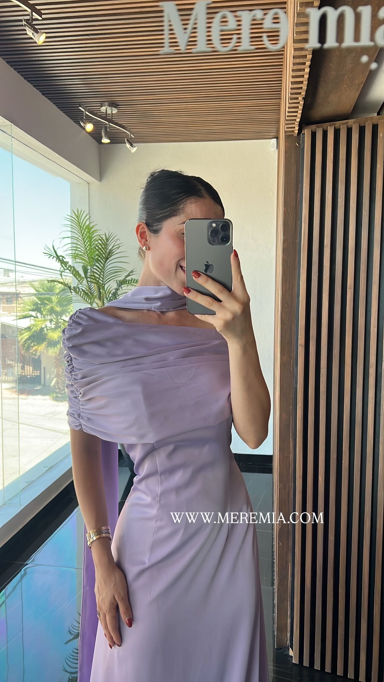 Vestido listo satin olan arriba