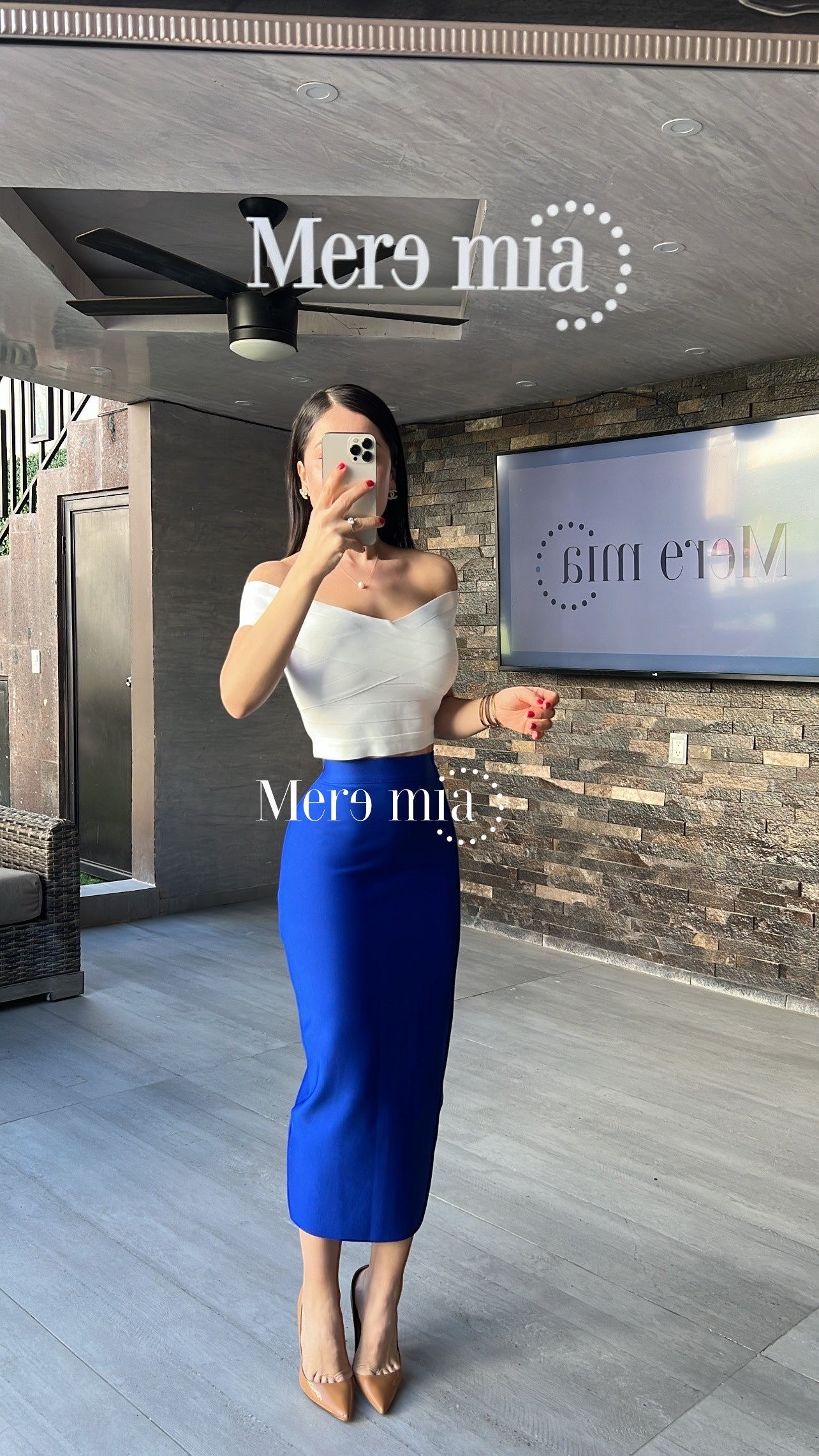 Falda azul rey midi