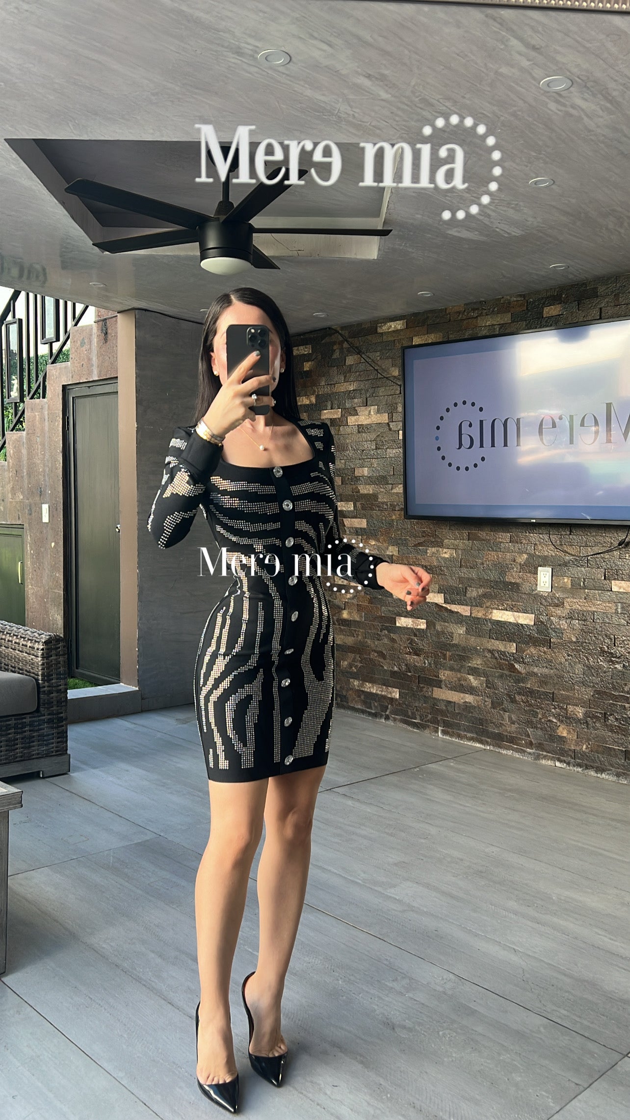 Vestido negro puntos plata