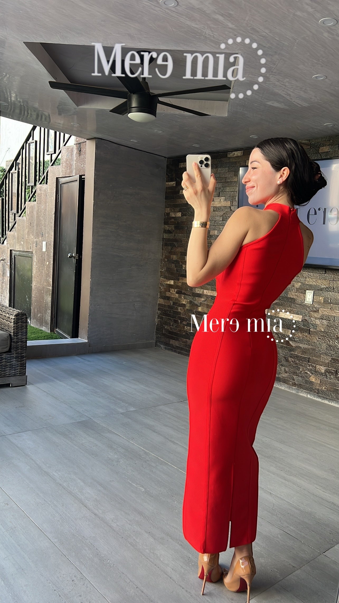 Vestido rojo cuello midi