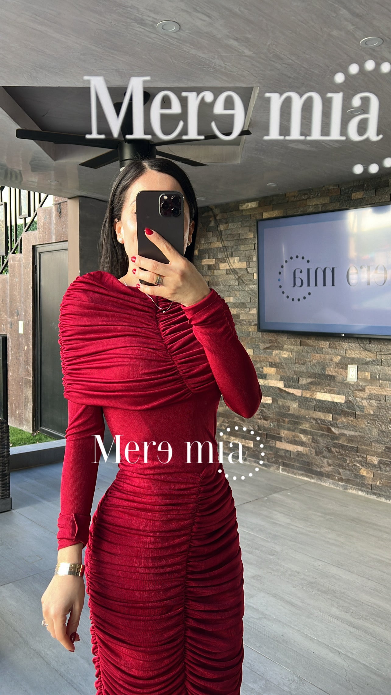 Vestido hombros olan plisado ml