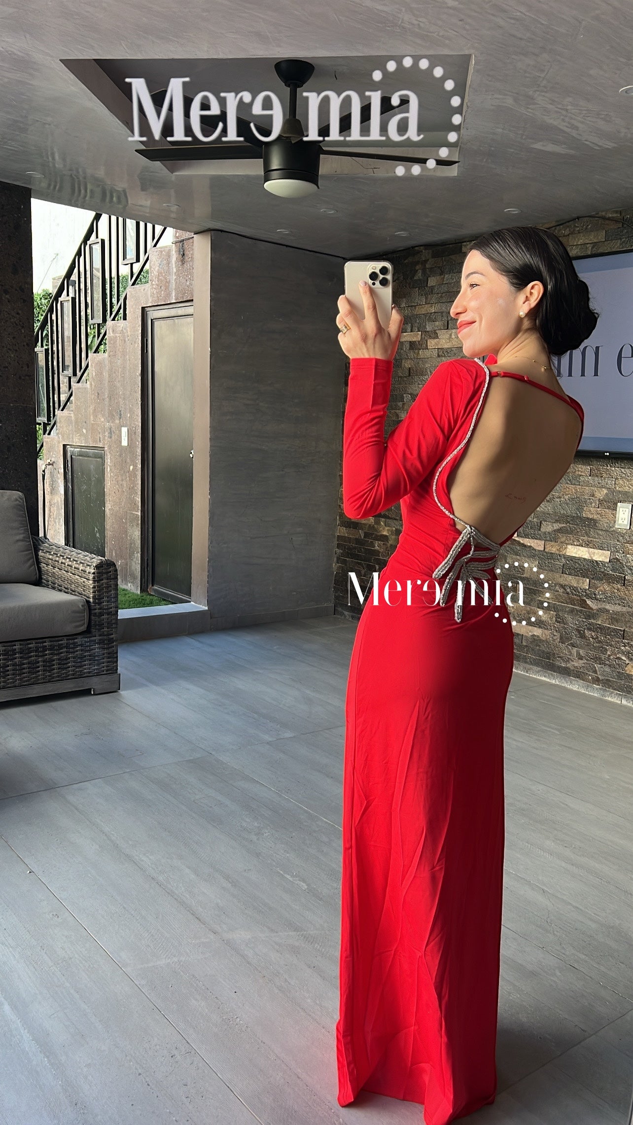 Vestido rojo espalda hoja