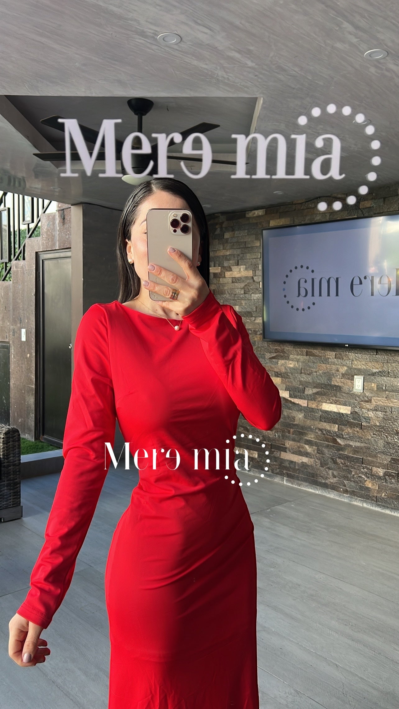 Vestido rojo espalda hoja