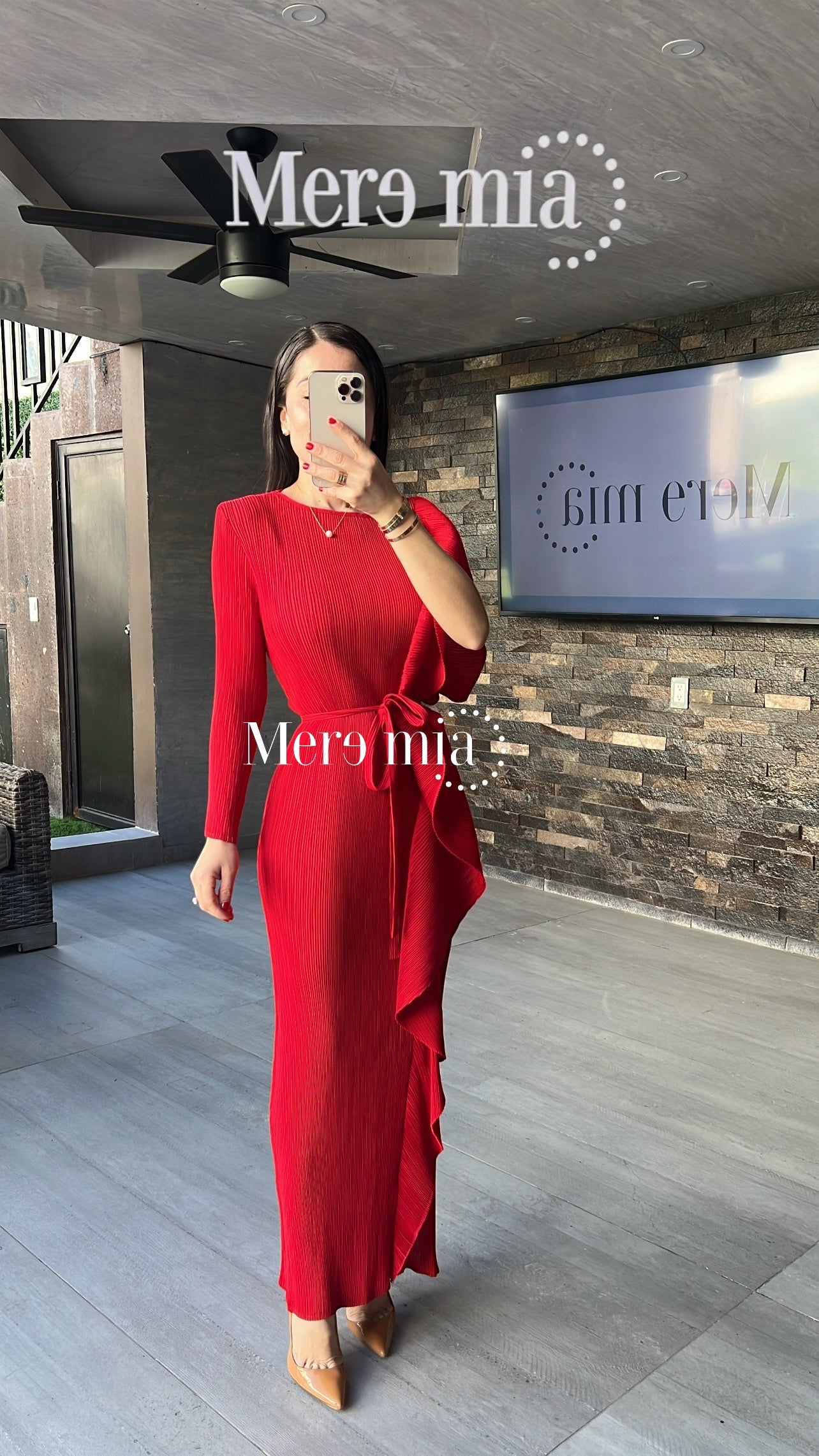 Vestido rojo plisado escarola