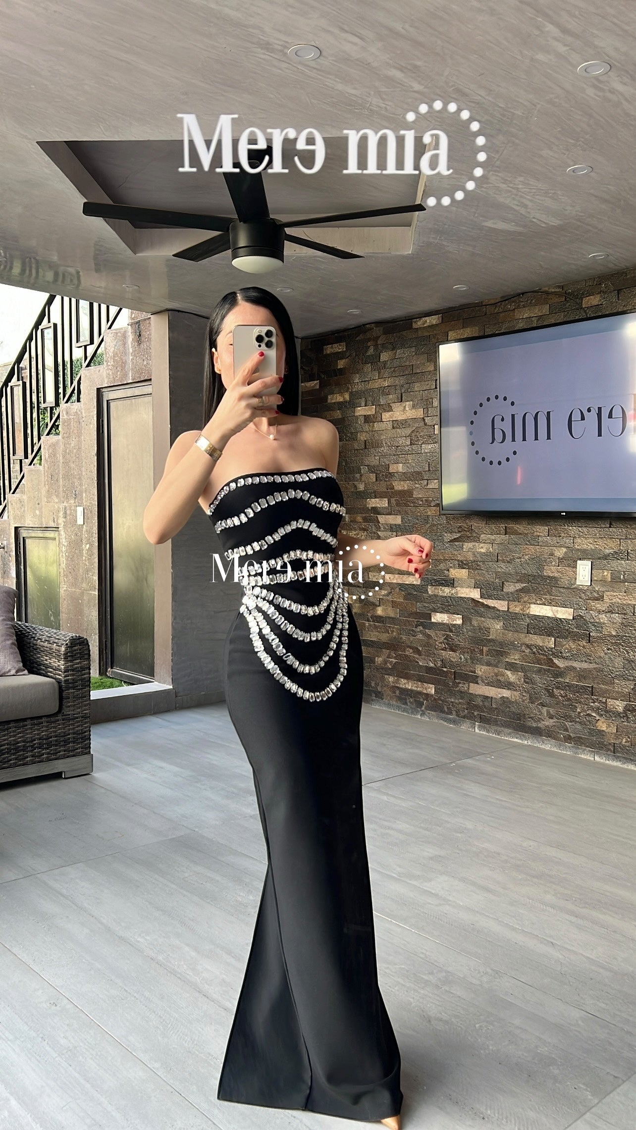 Vestido negro apl U plata