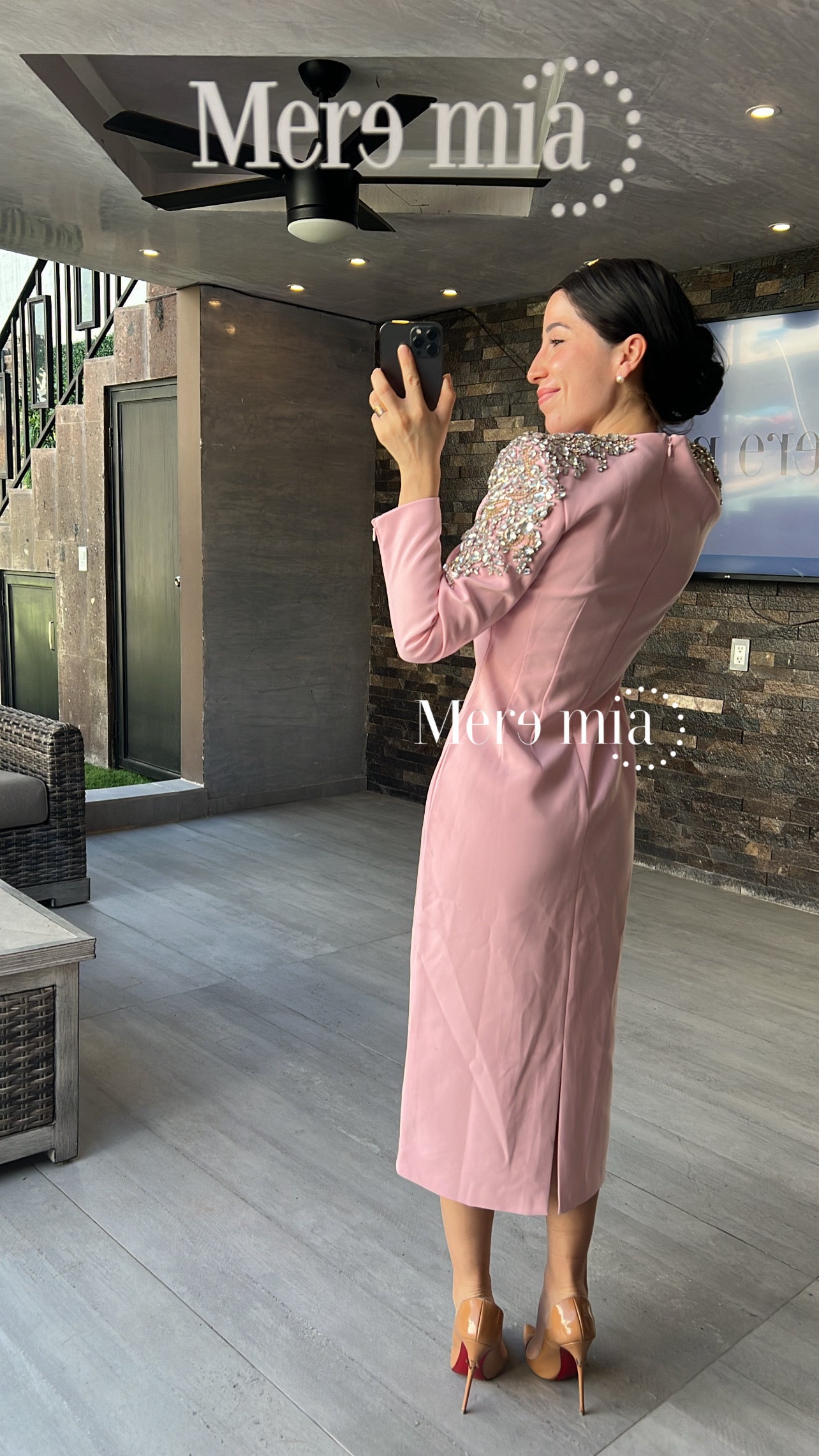 Vestido rosa apl hombros