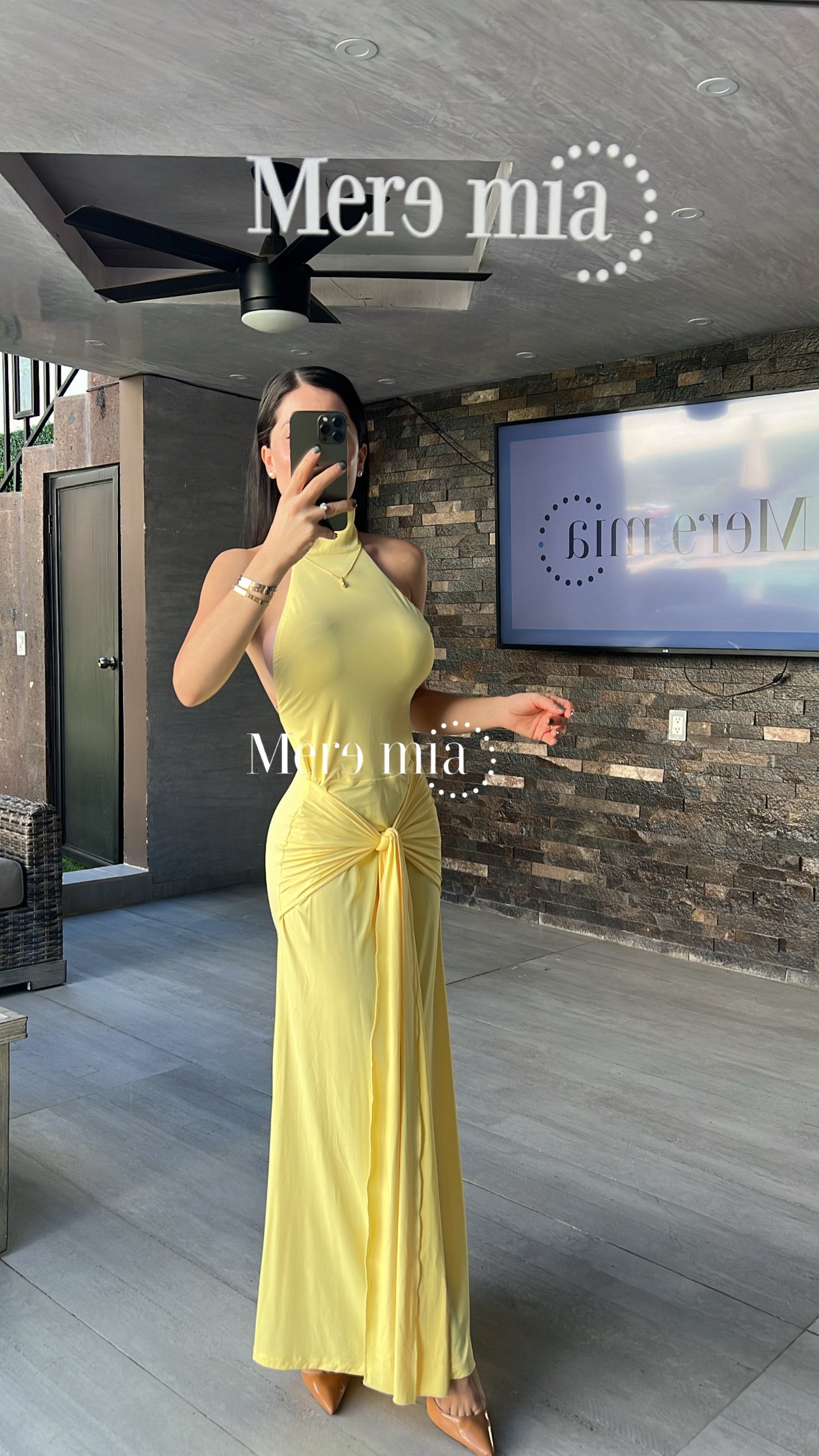 Vestido amarillo nudo espalda