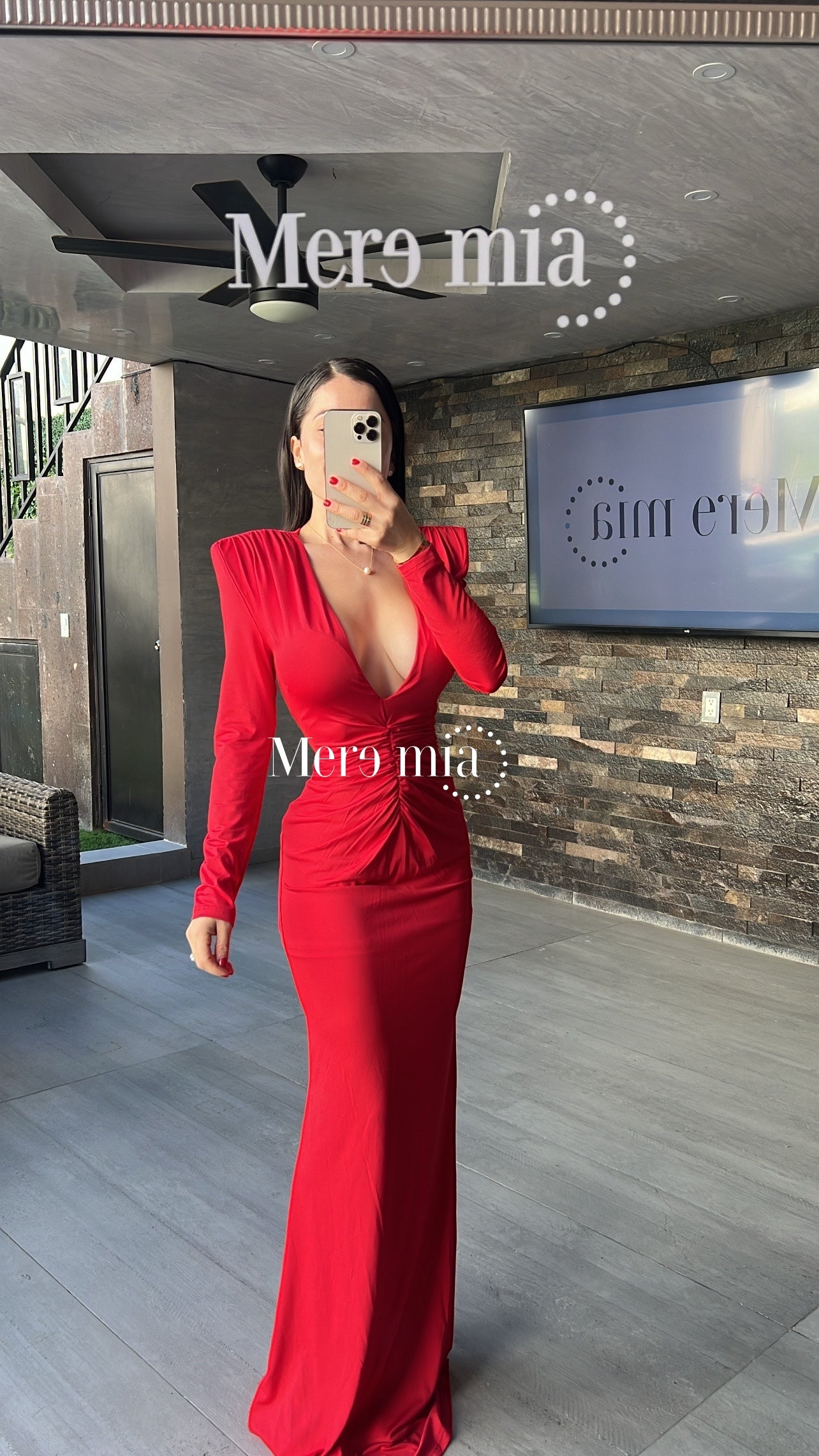 Vestido rojo V plisado