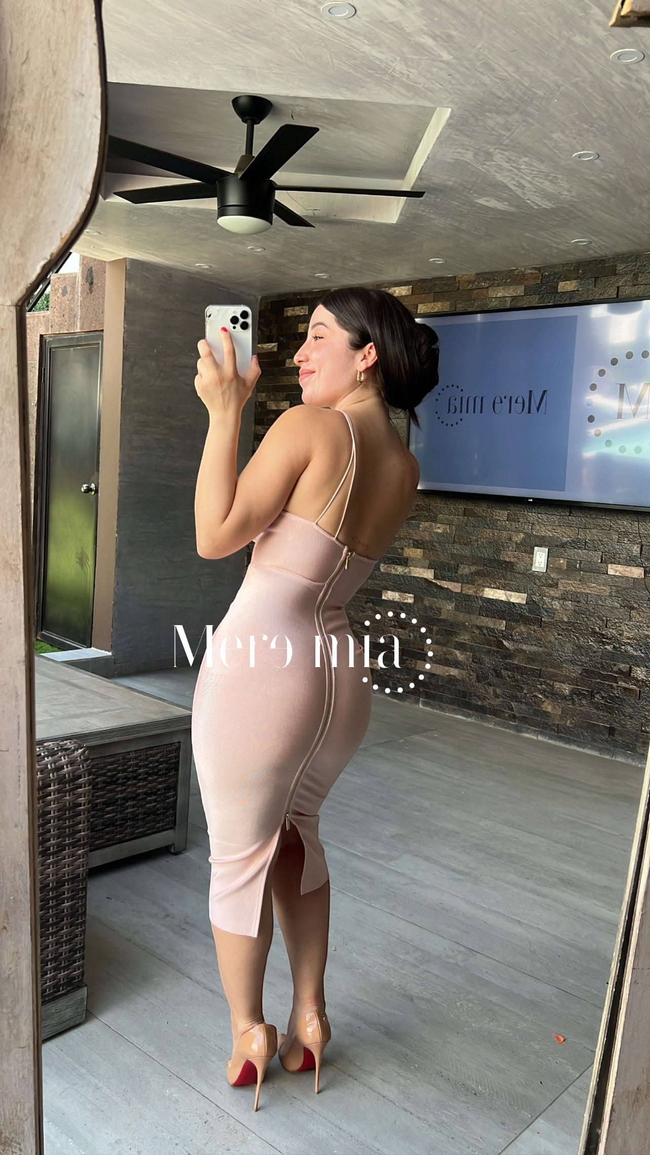 Vestido beige tirante