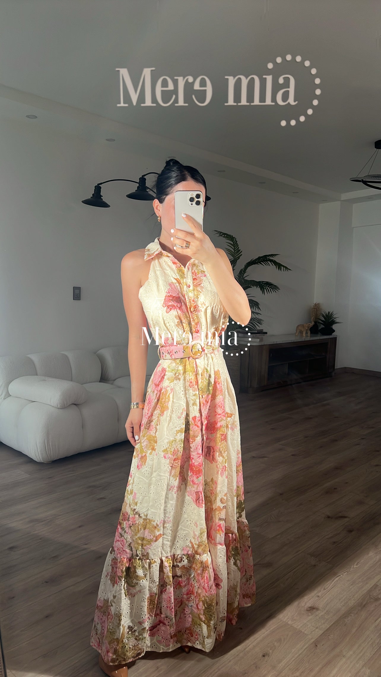 Vestido flores cuello