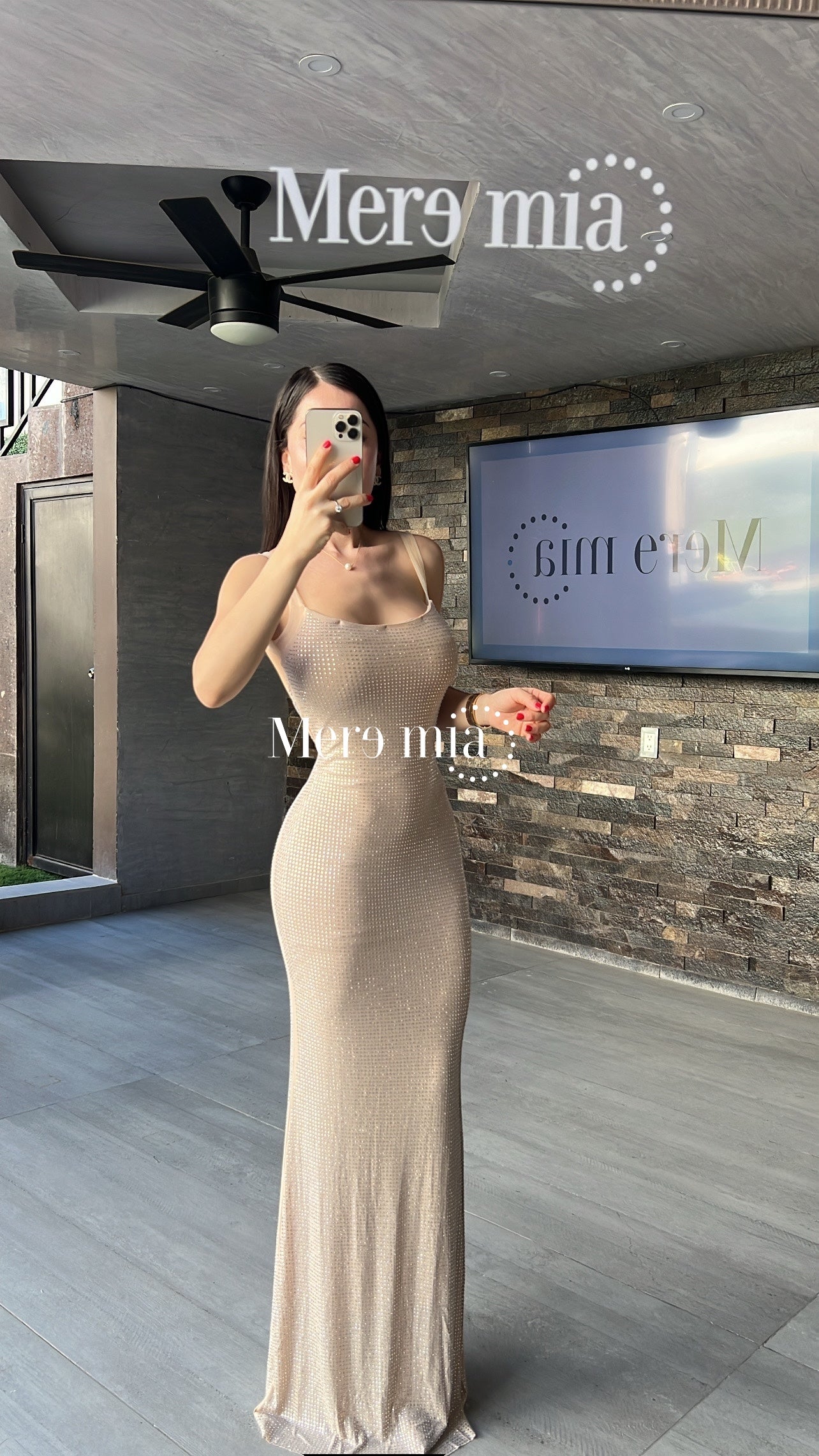 Vestido beige puntos malla