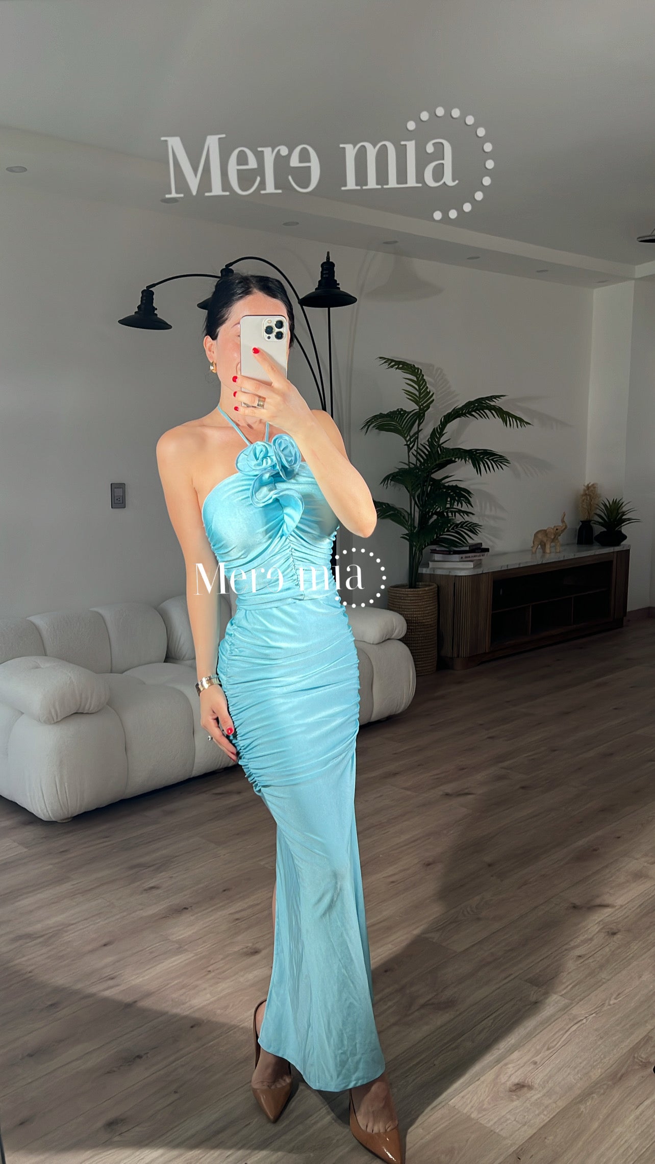 Vestido azul plisado flores