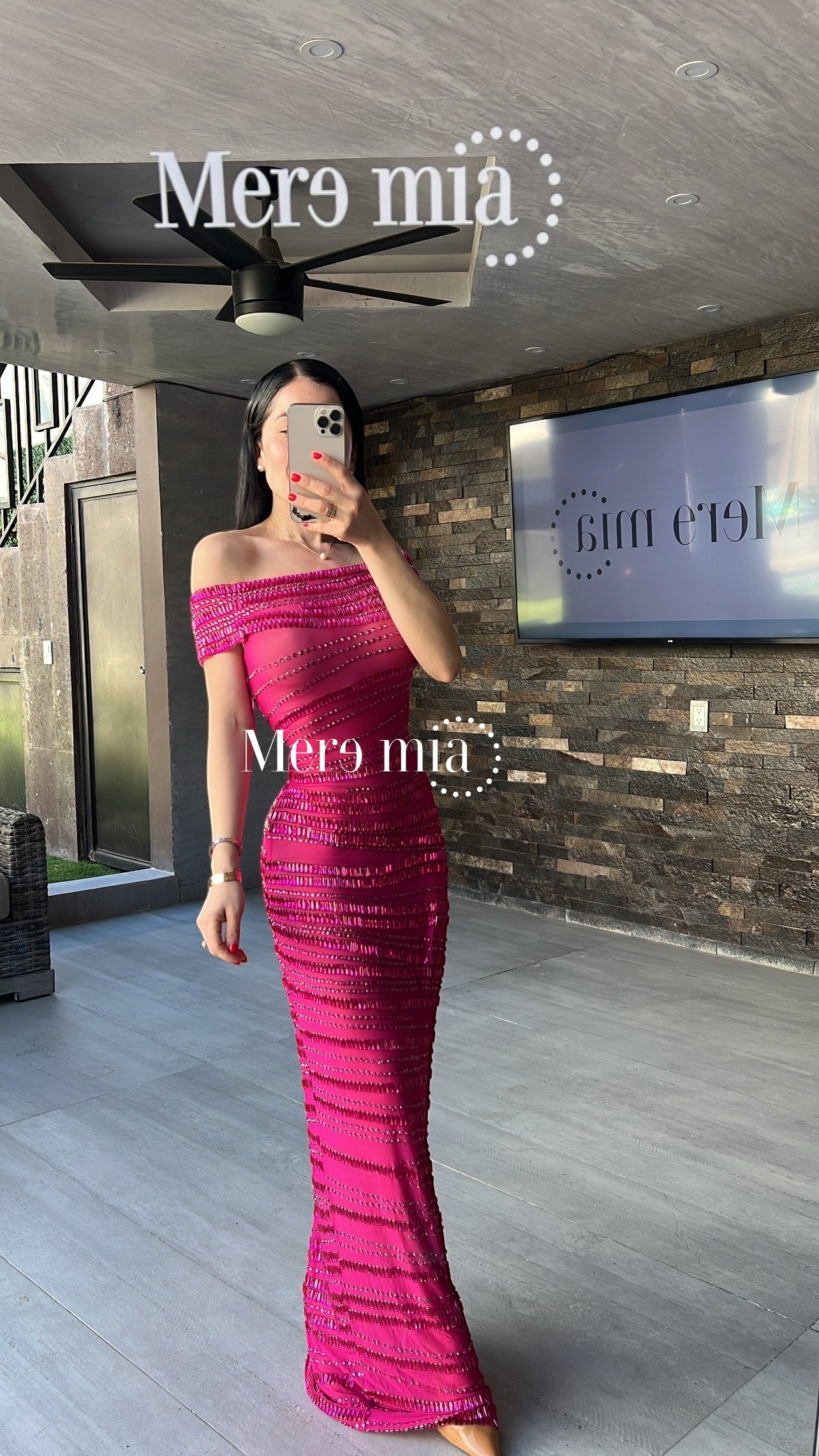 Vestido rosa apl hombros