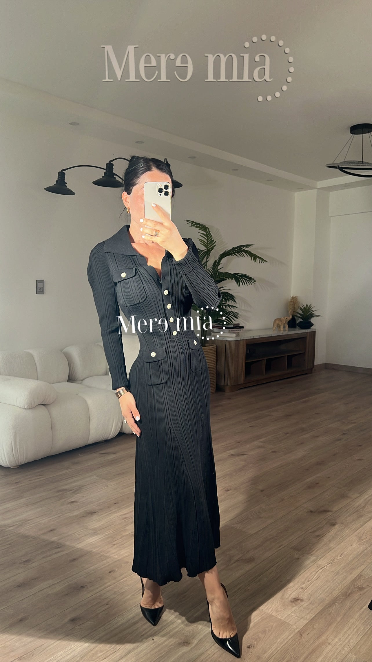 Vestido negro rayado cuello