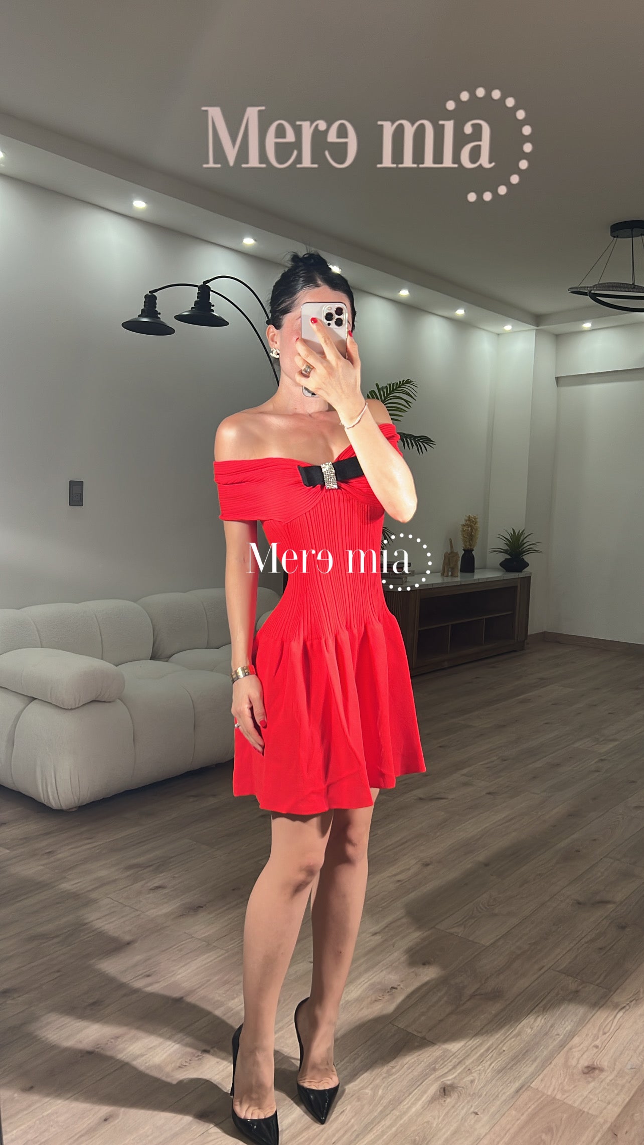 Vestido rojo moño hombros