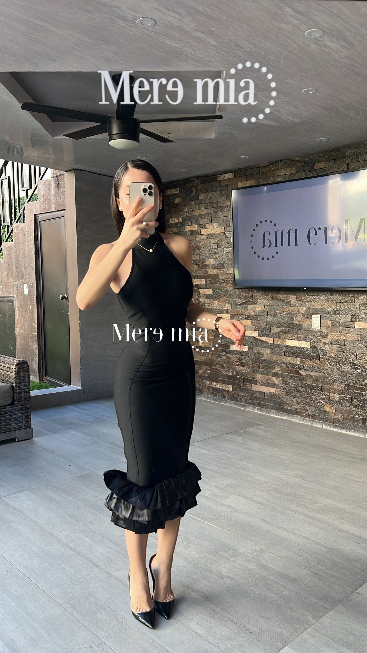 Vestido negro bandage escar