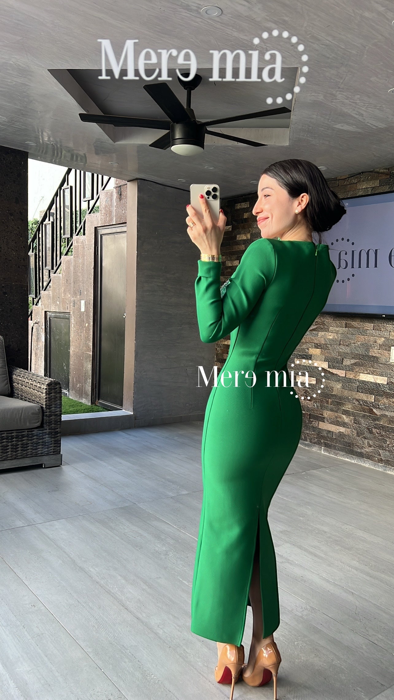 Vestido verde brillos copa