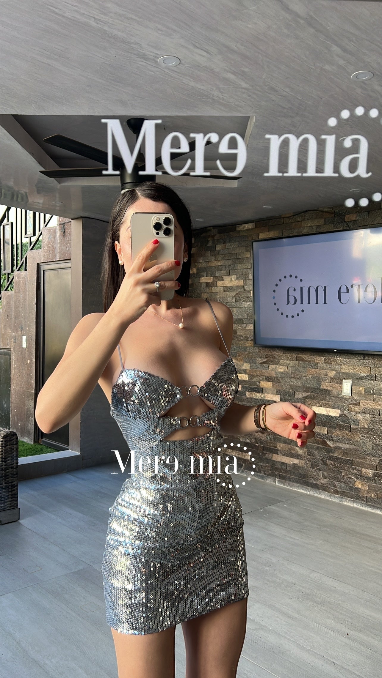 Vestido plateado corto