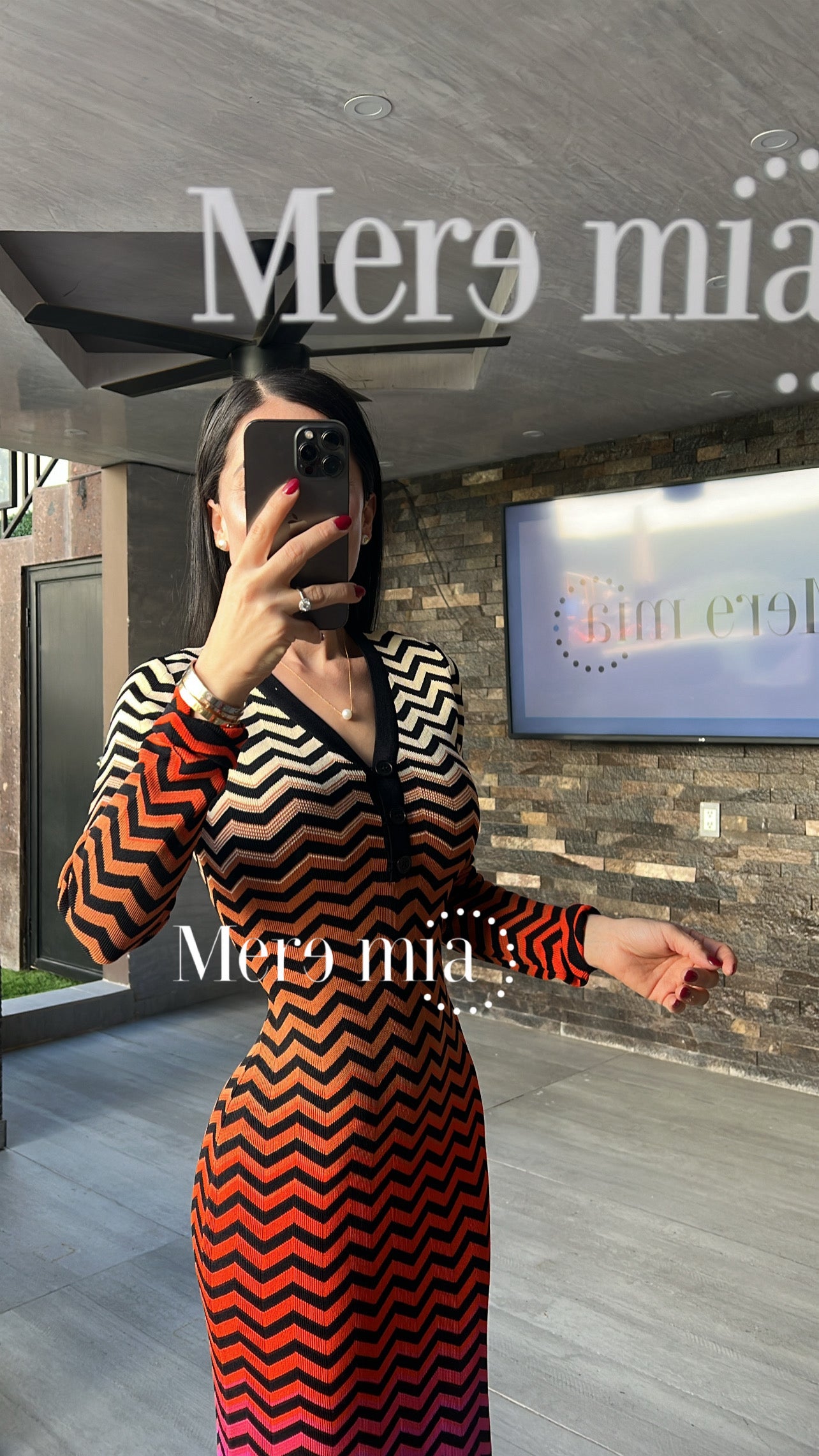 Vestido negro ziczac