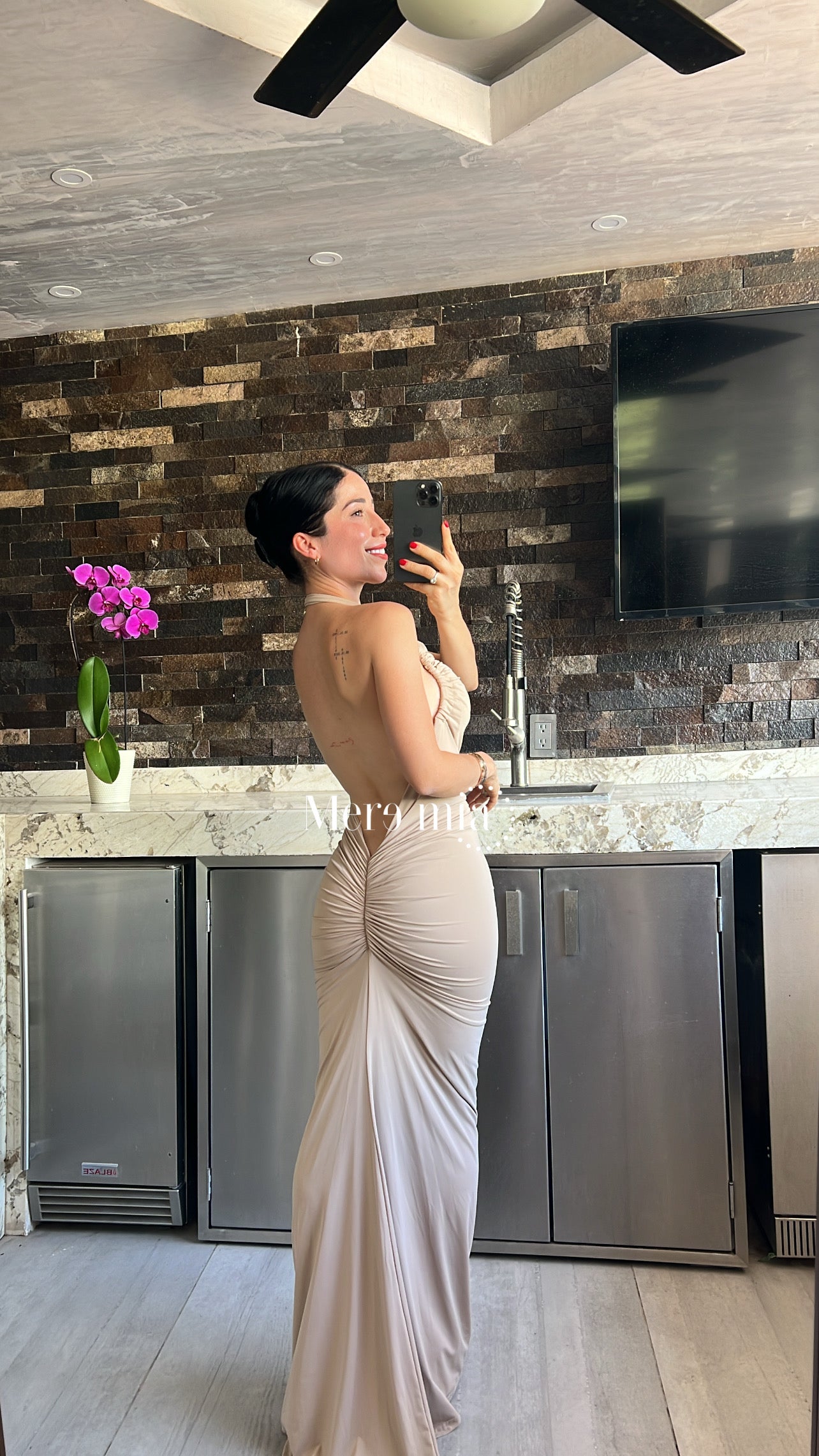 Vestido espalda v plisado