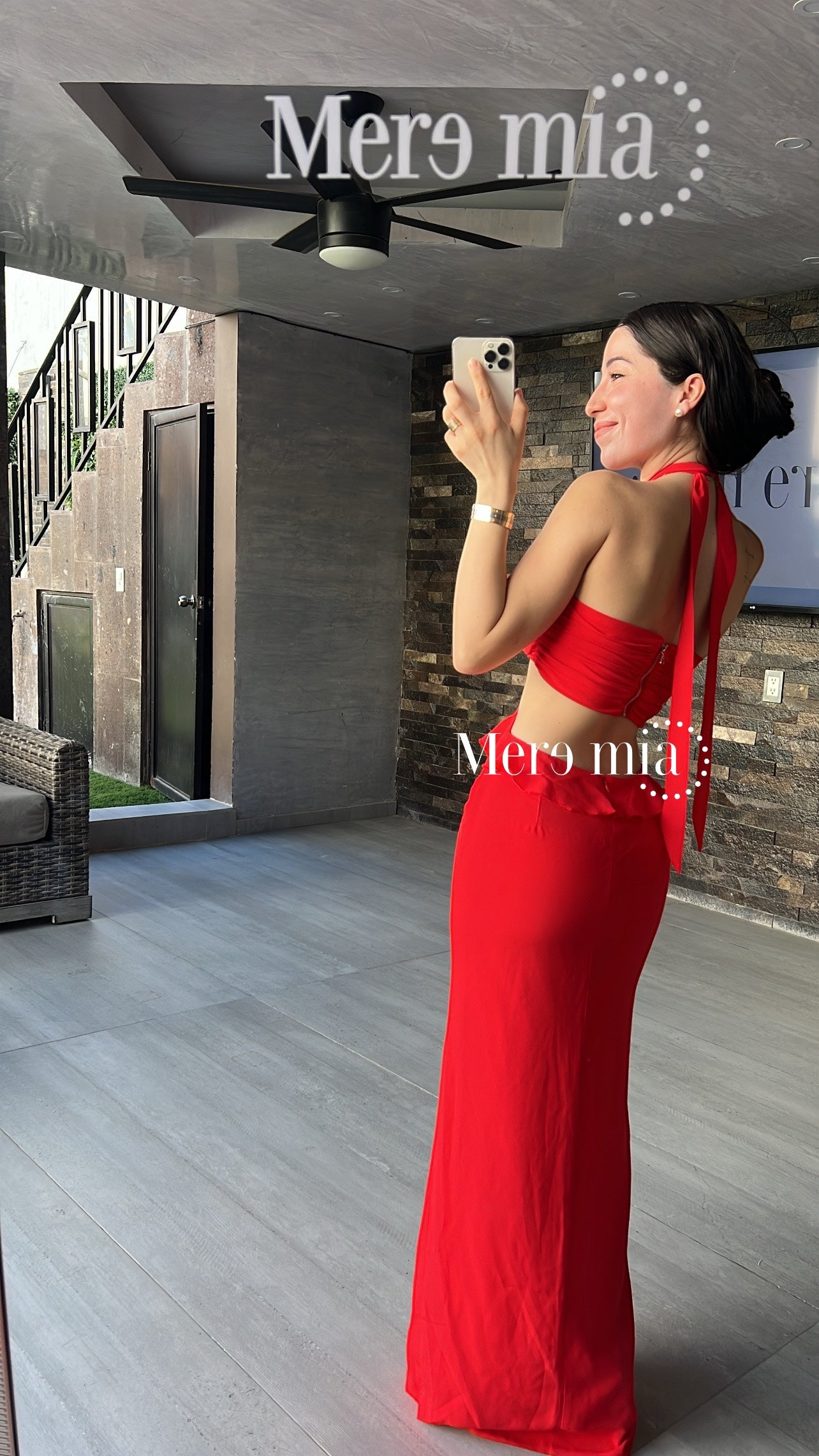 Vestido rojo escarola flor