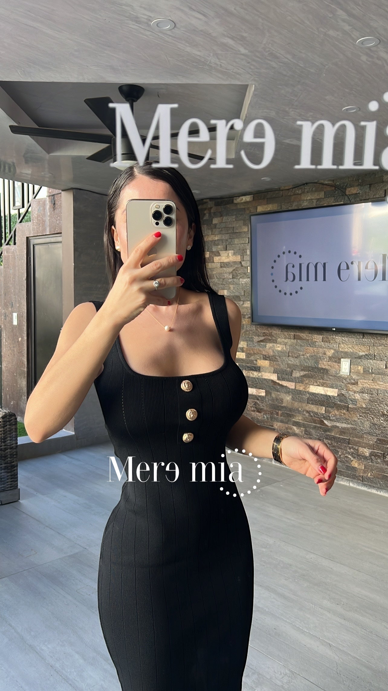 Vestido negro botones