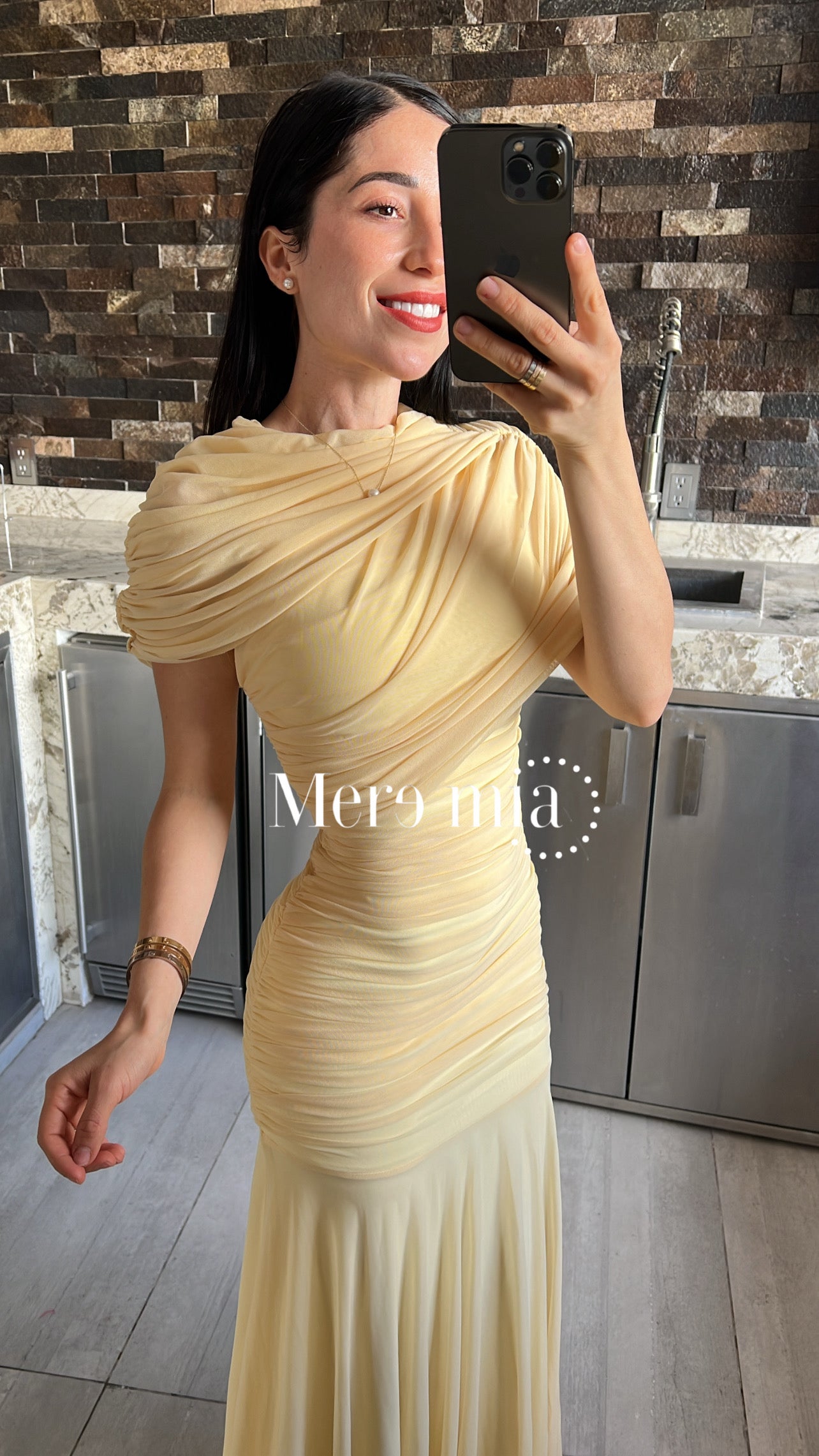 Vestido plisado chal