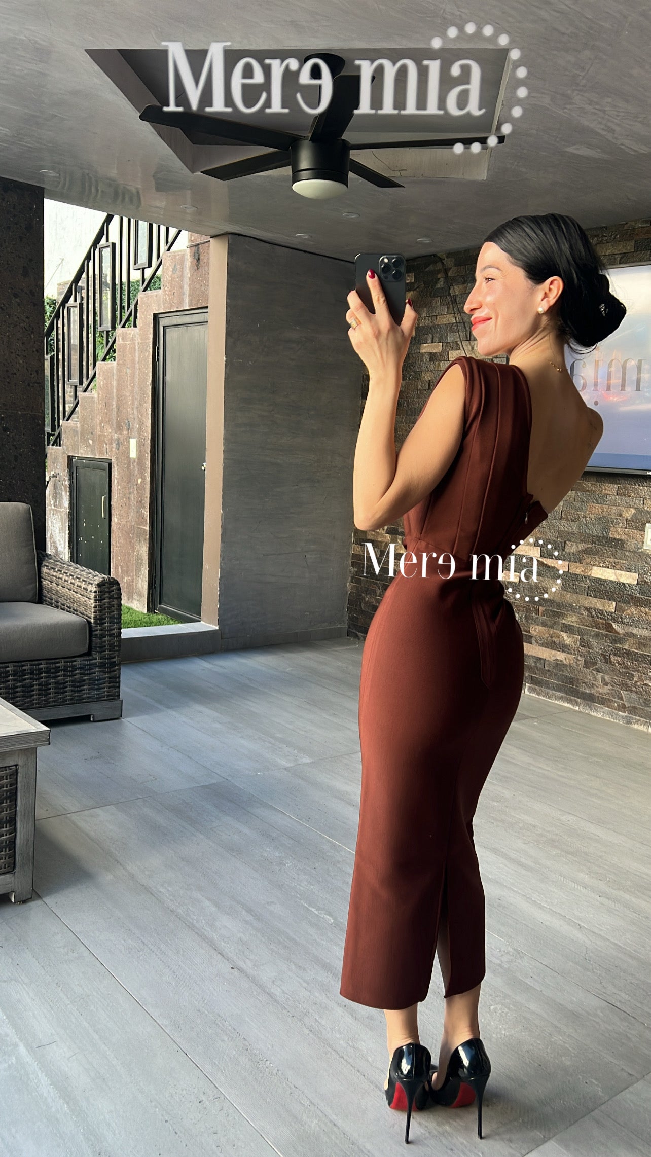 Vestido café hombro