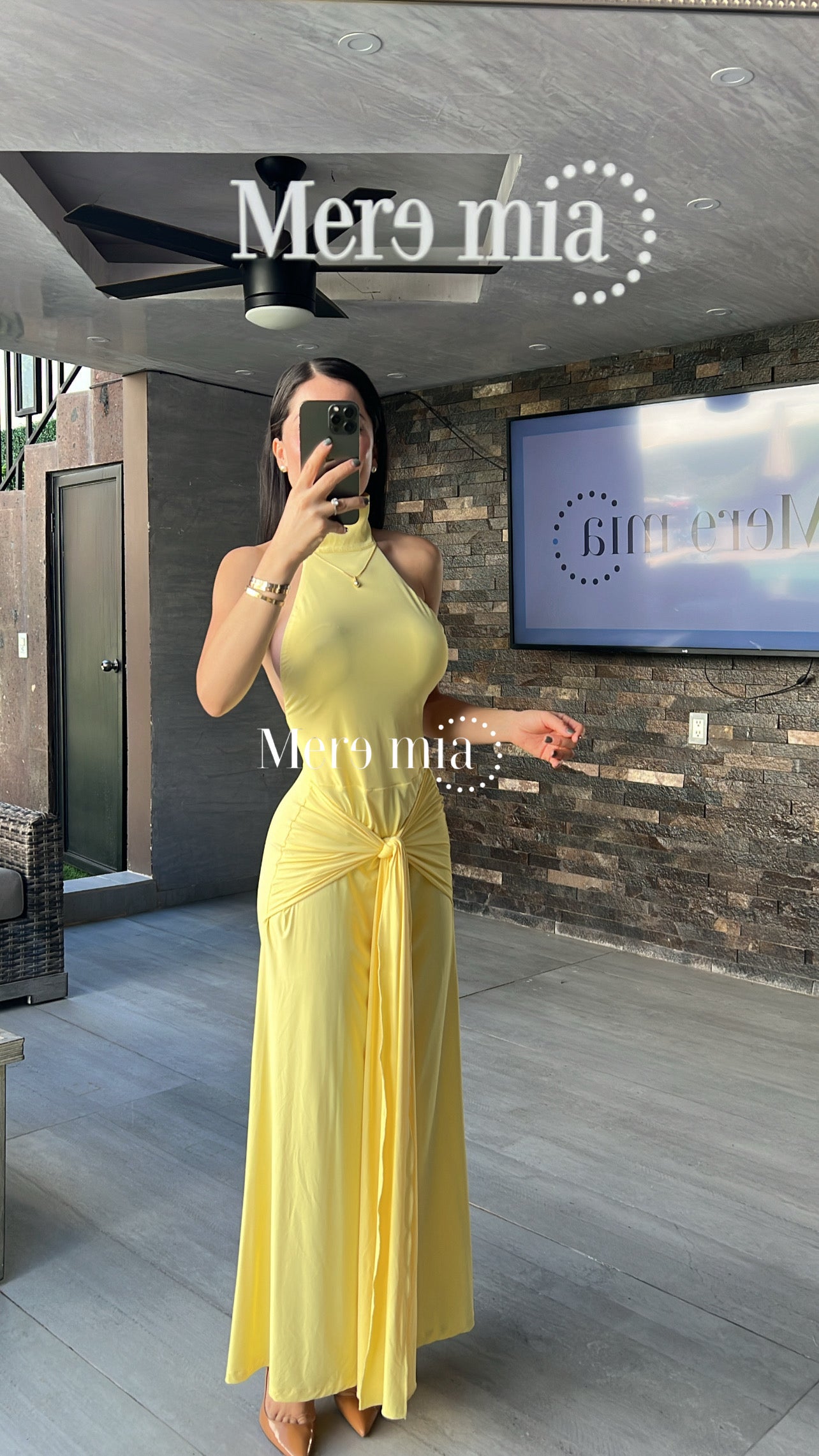 Vestido amarillo nudo espalda