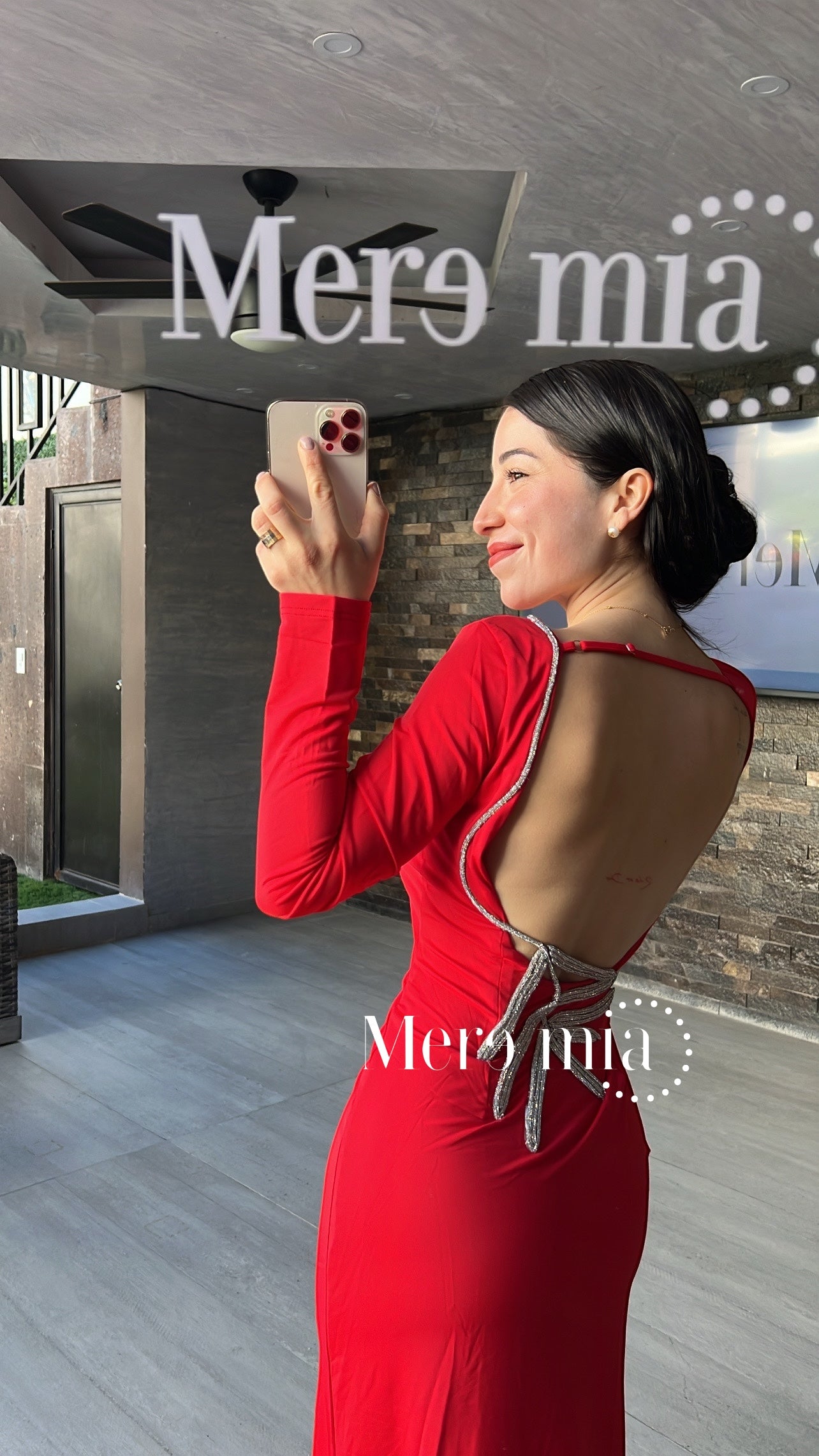 Vestido rojo espalda hoja