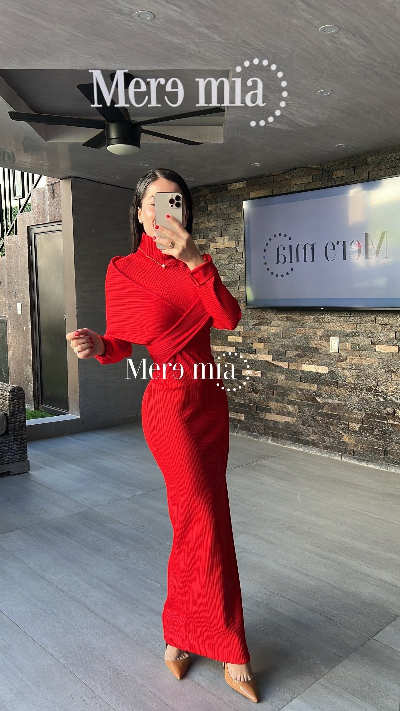 Vestido rojo cruzado cuello