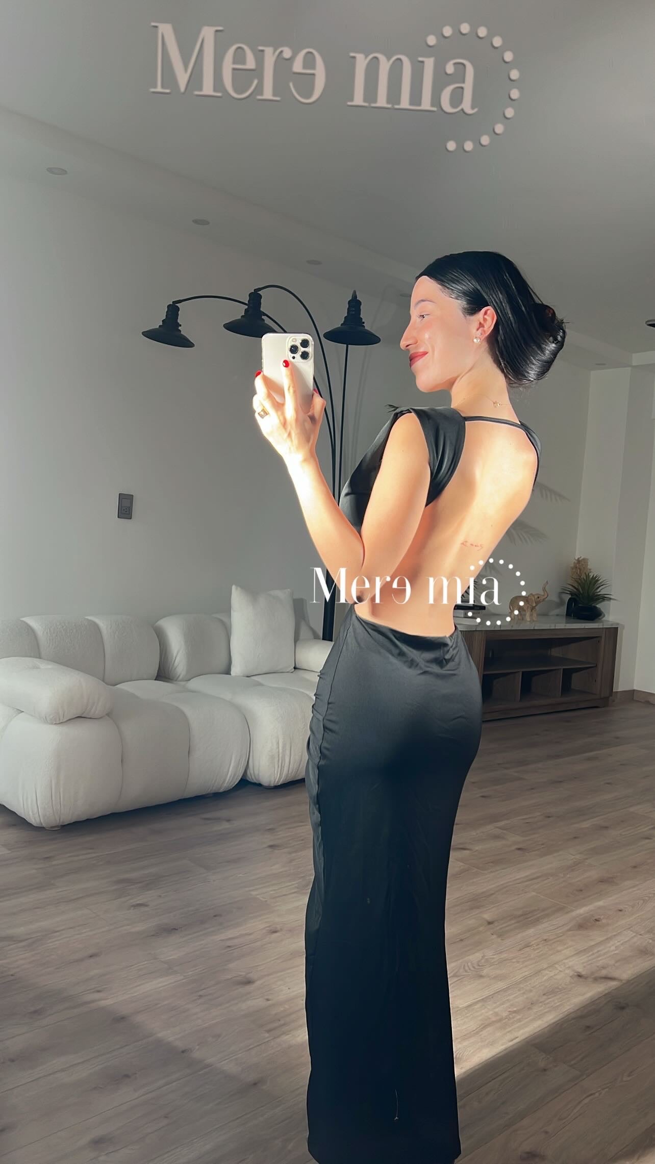 Vestido negro  escote en V y stretch