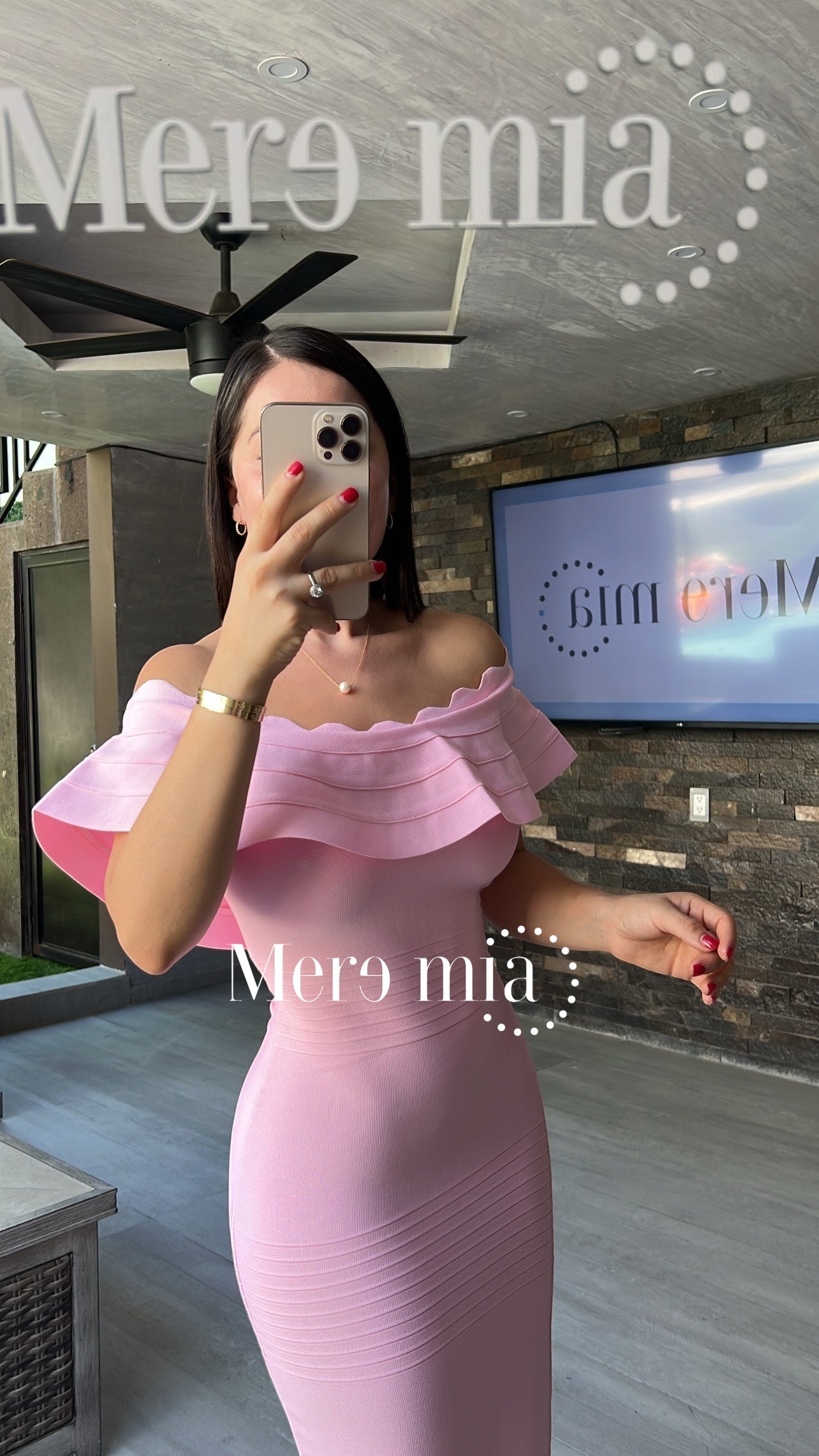 Vestido olan Ruff hombros