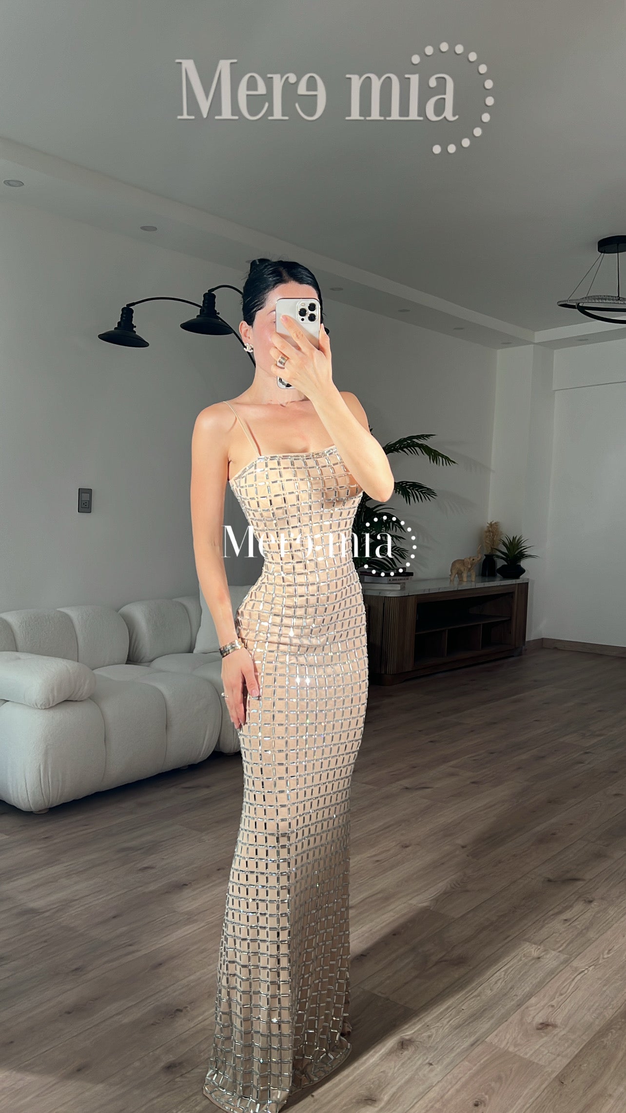 Vestido nude cuadros