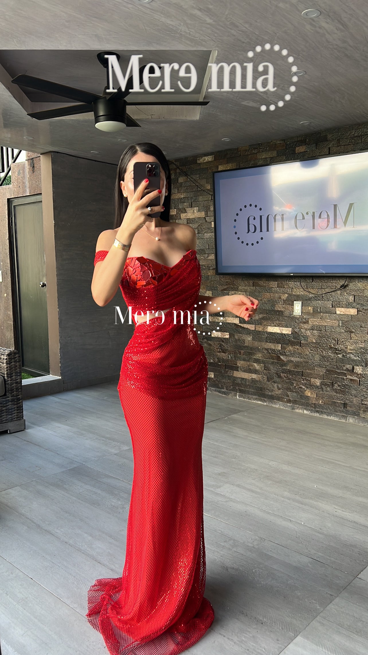 Vestido rojo espejos puntos