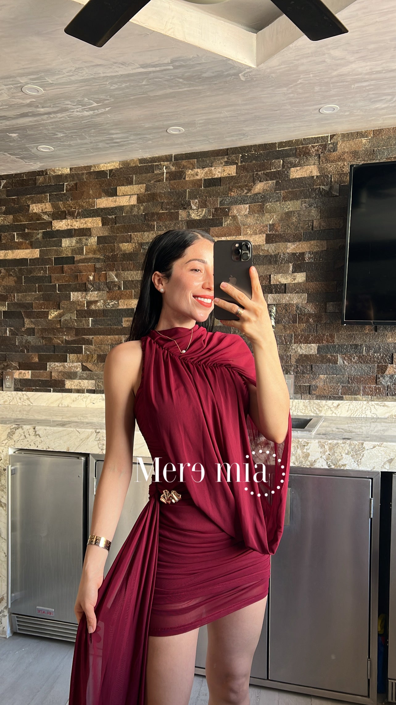 Vestido corto plisado estola