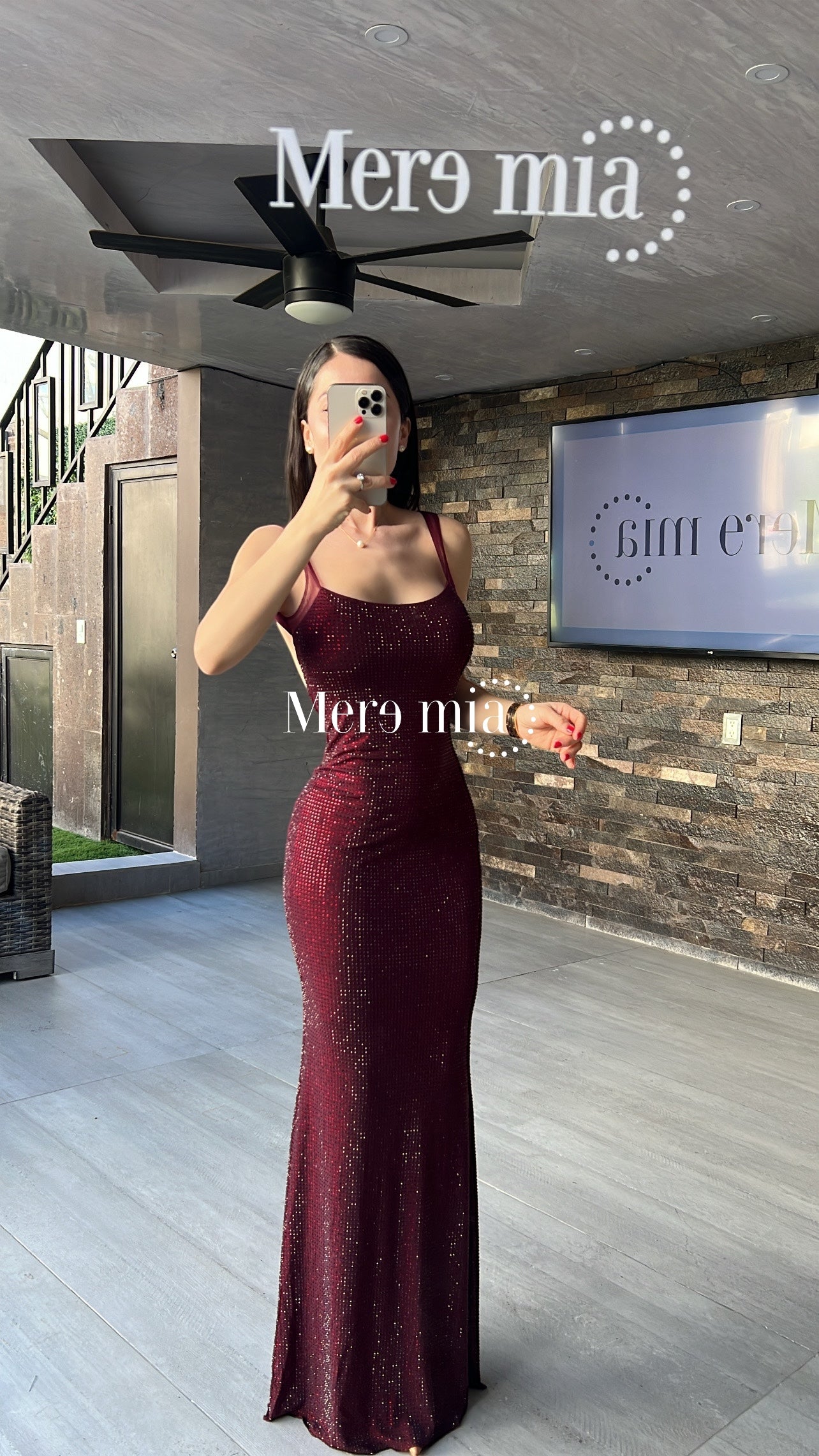 Vestido tinto puntos malla